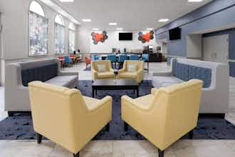 Hotel Hawthorn Chambersburg photo 2