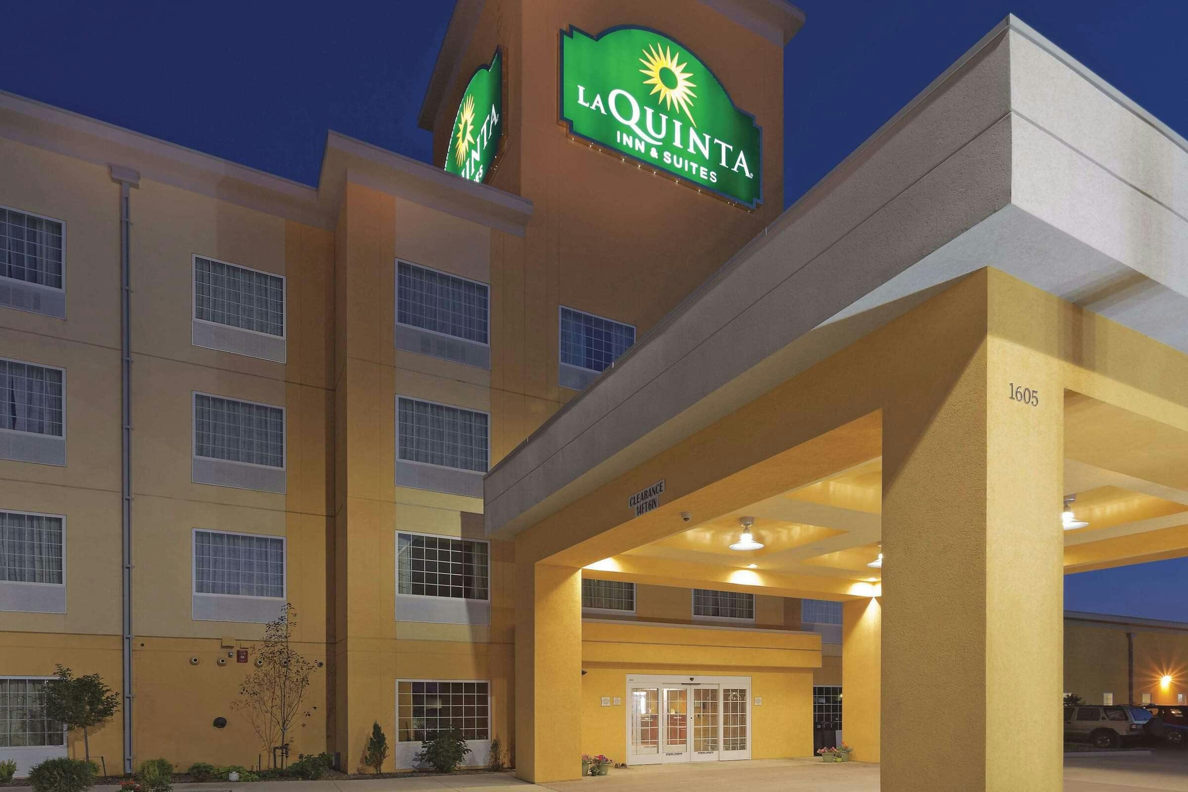 La Quinta Minot