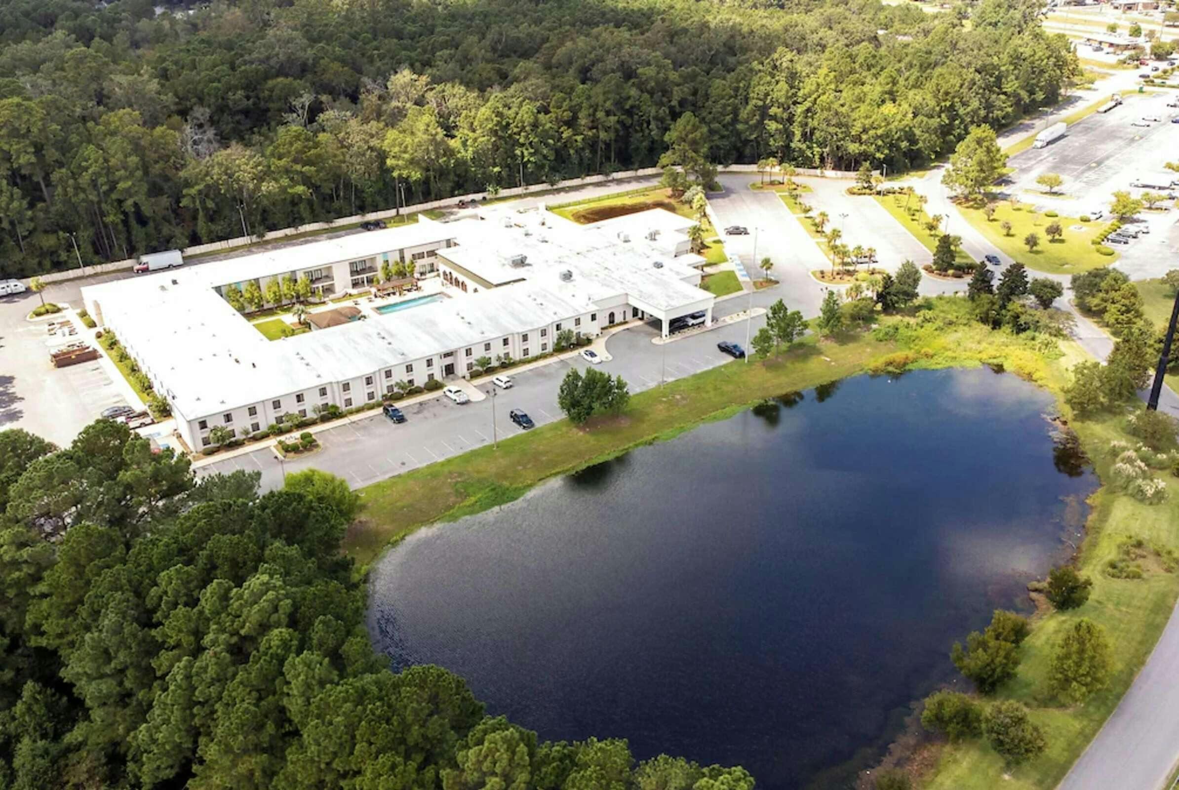 Hotel Clarks Inn Savannah Airport photo 1