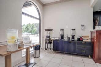 Hotel Clarks Inn Savannah Airport photo 3