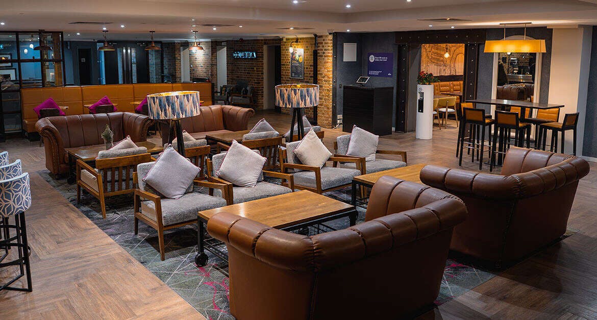 Hotel a&o London Docklands Riverside photo 4