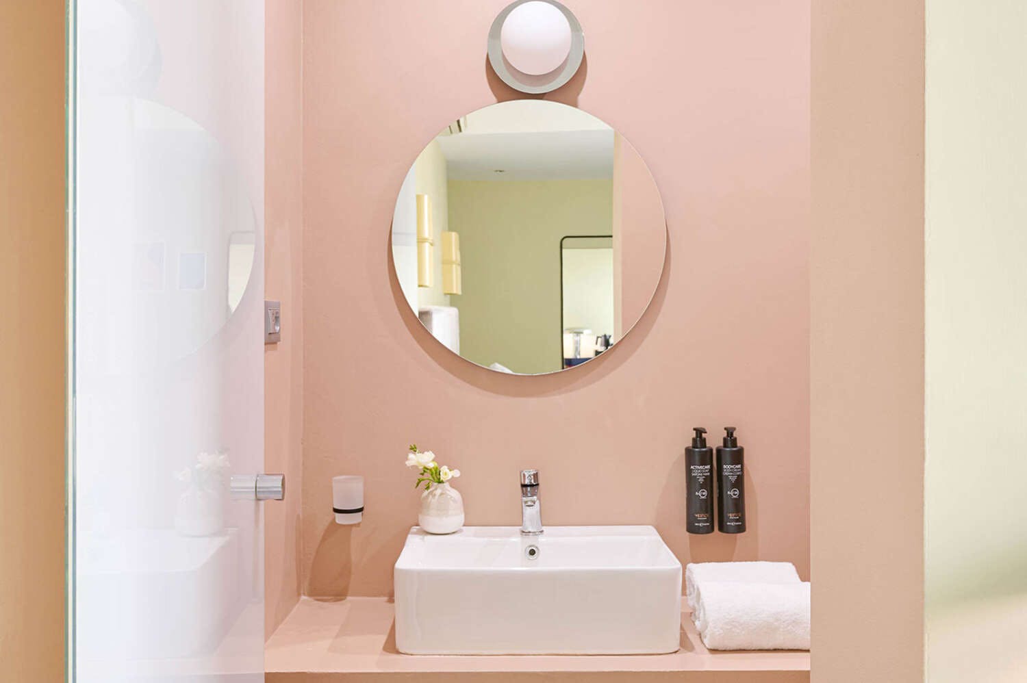 Hotel MODERNO HOTEL photo 1