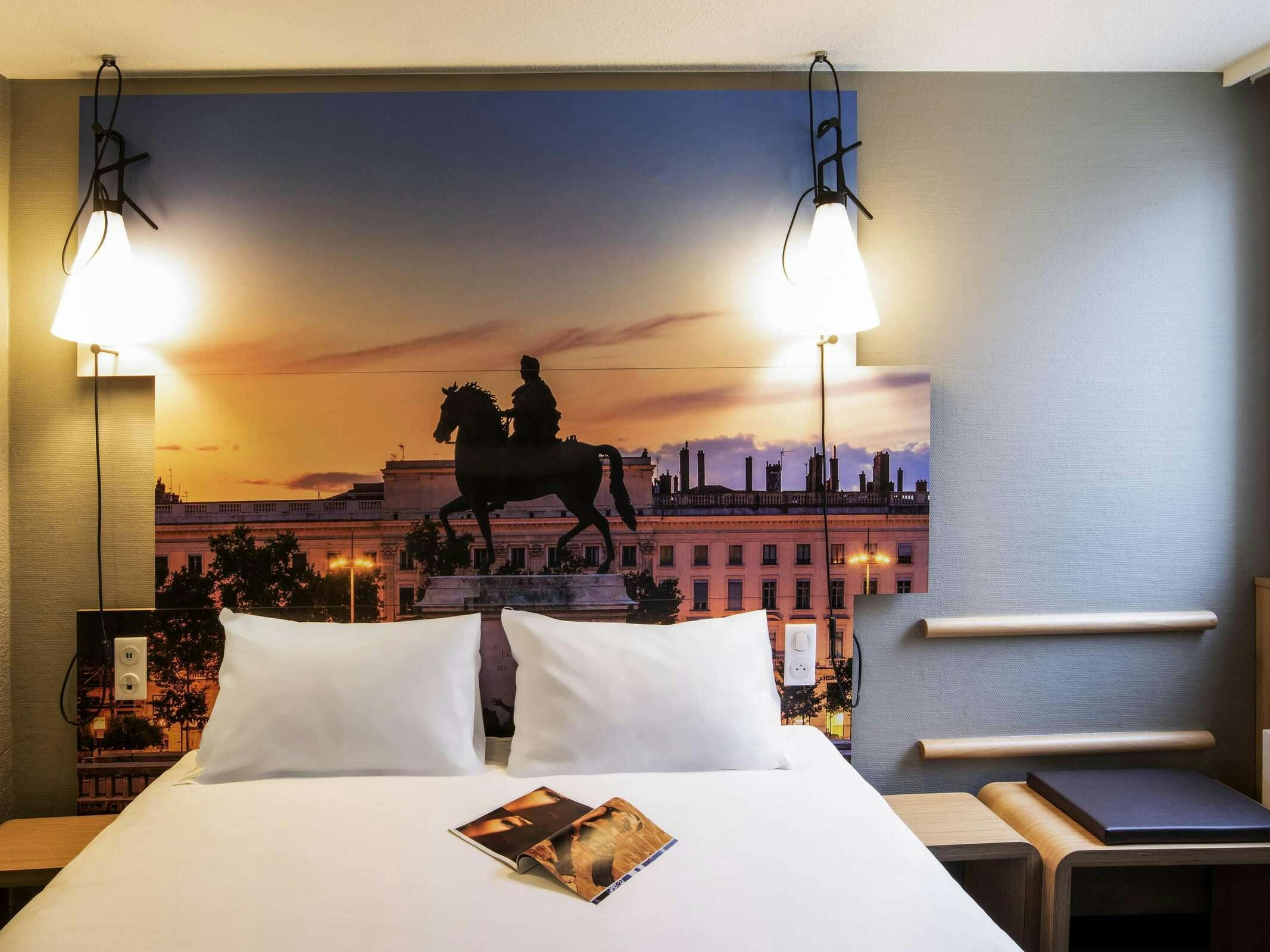 Hotel Ibis Lyon Gerland Rue Mérieux photo 4