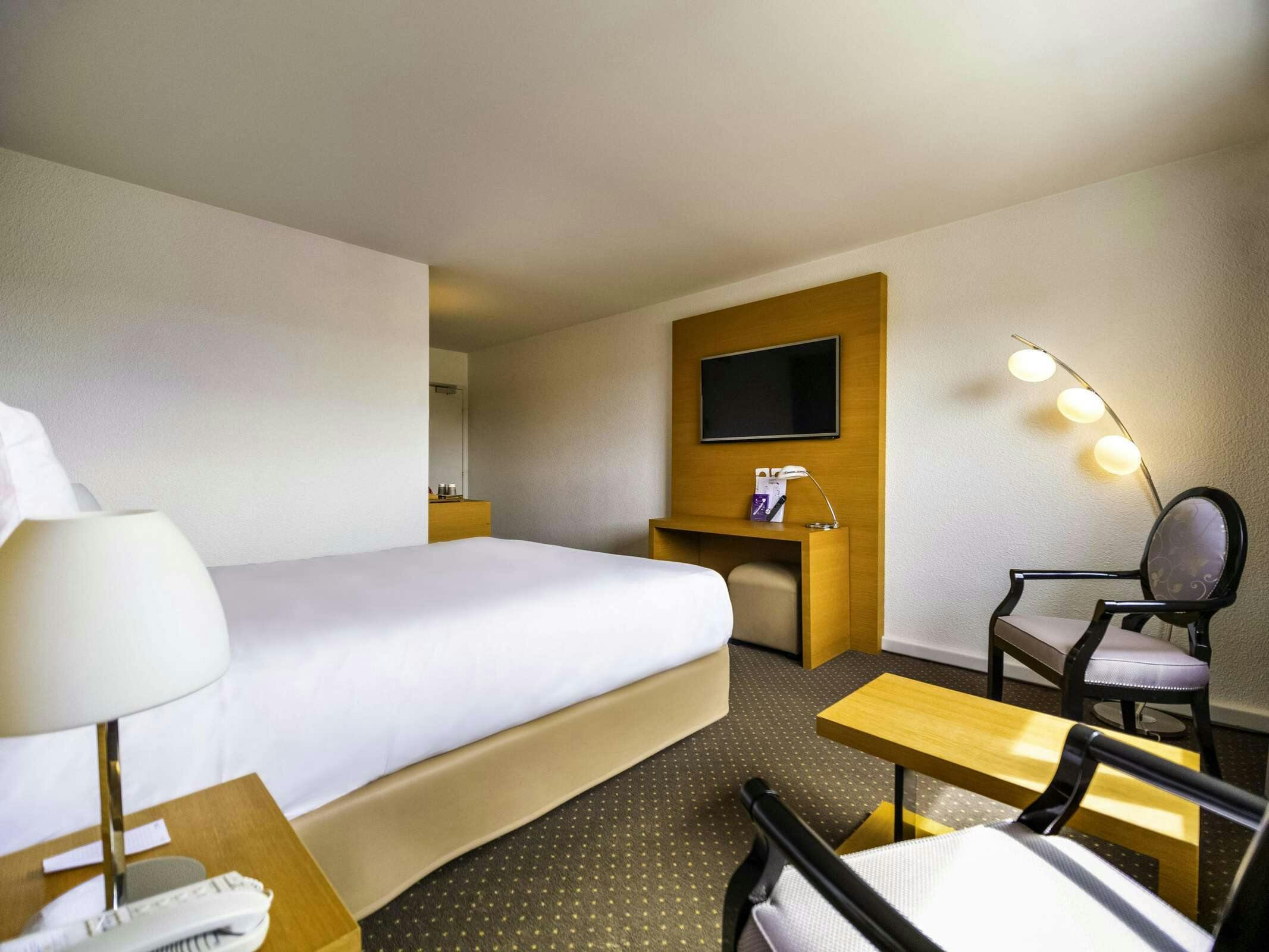 Hotel Hôtel Mercure Bordeaux Lac photo 5