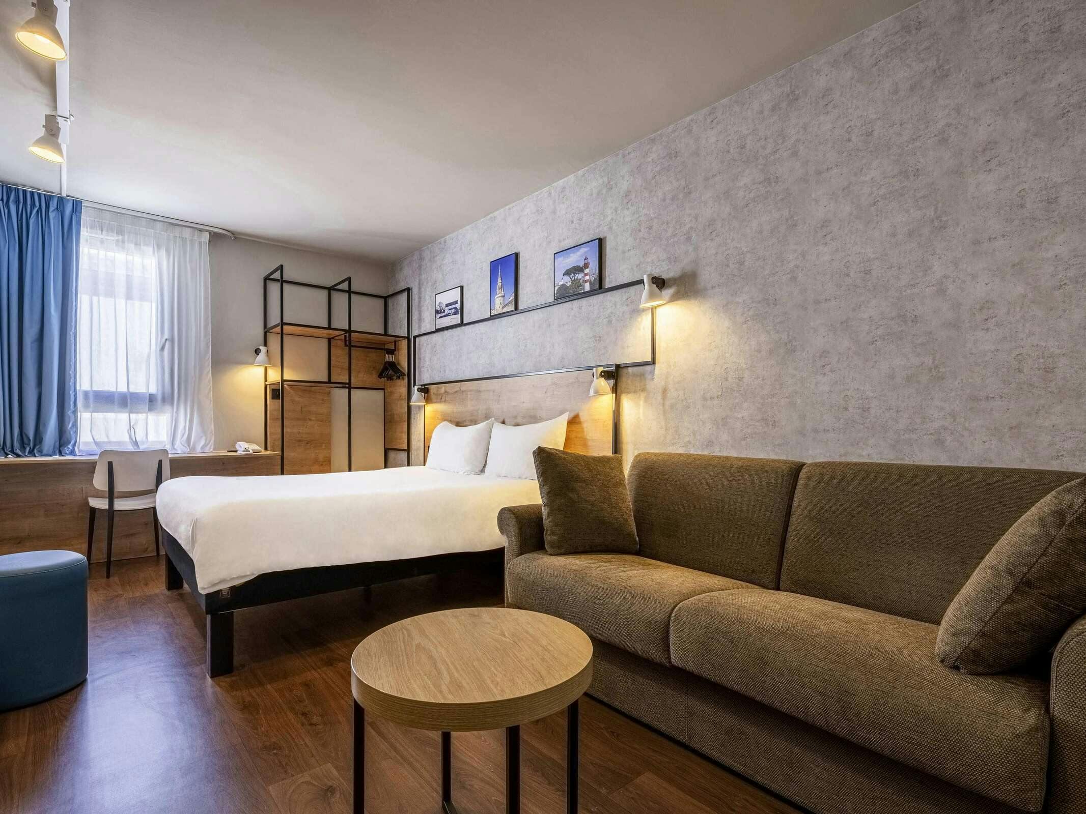 Hotel Ibis La Rochelle Vieux Port photo 5