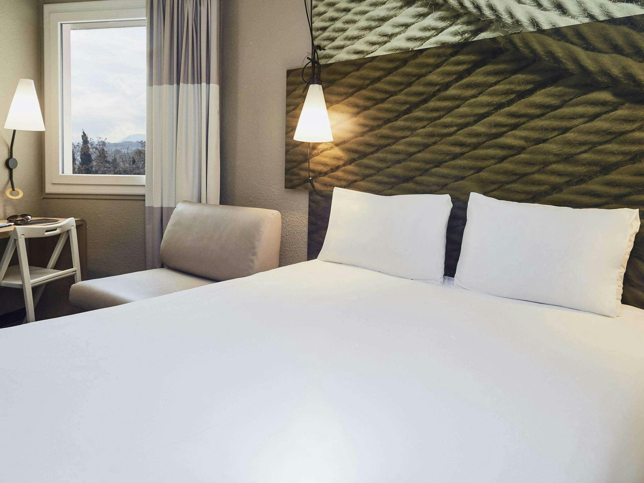 Hotel Ibis Toulon La Seyne photo 3