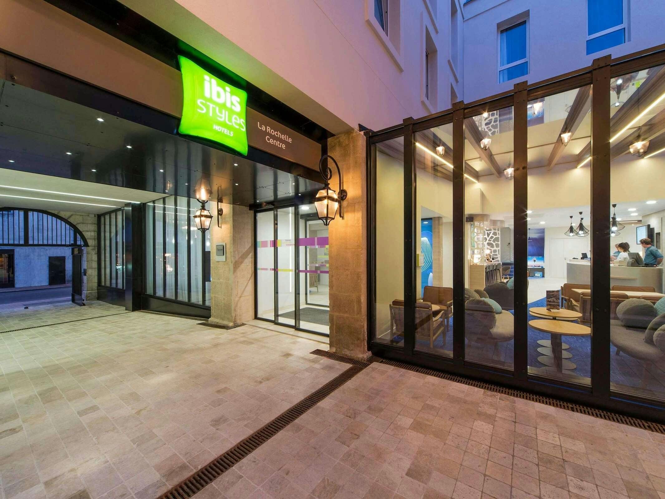 Hotel Ibis Styles La Rochelle Centre photo 2