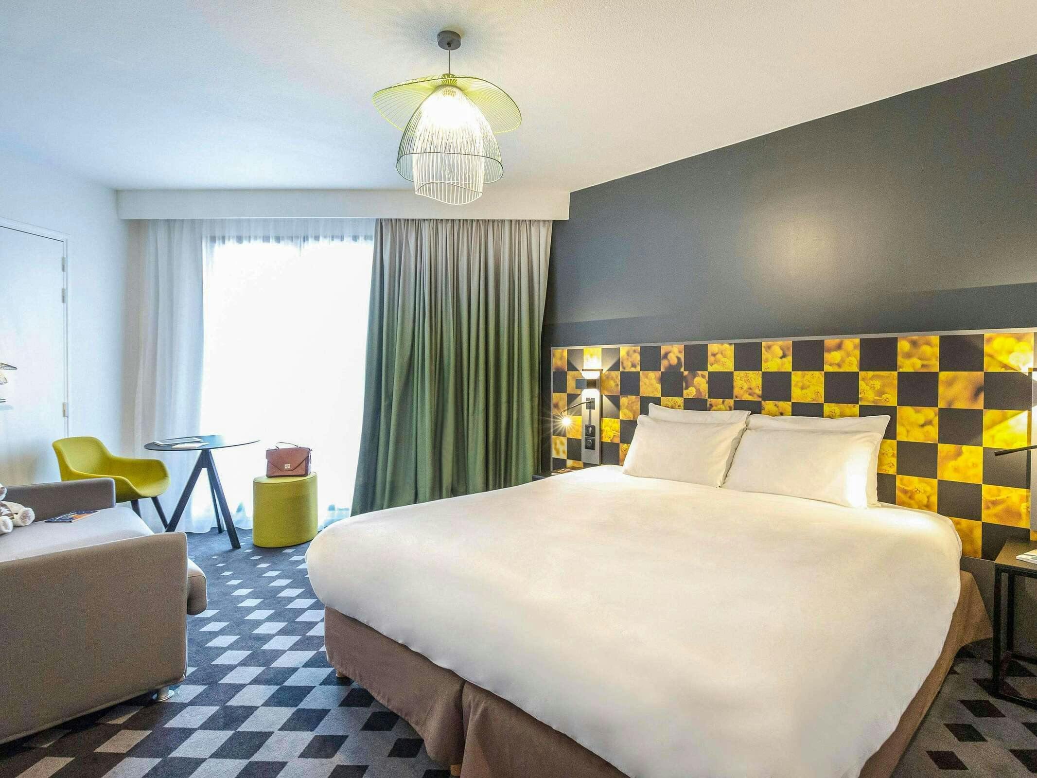 Hotel Hôtel Mercure Hyères Centre photo 4