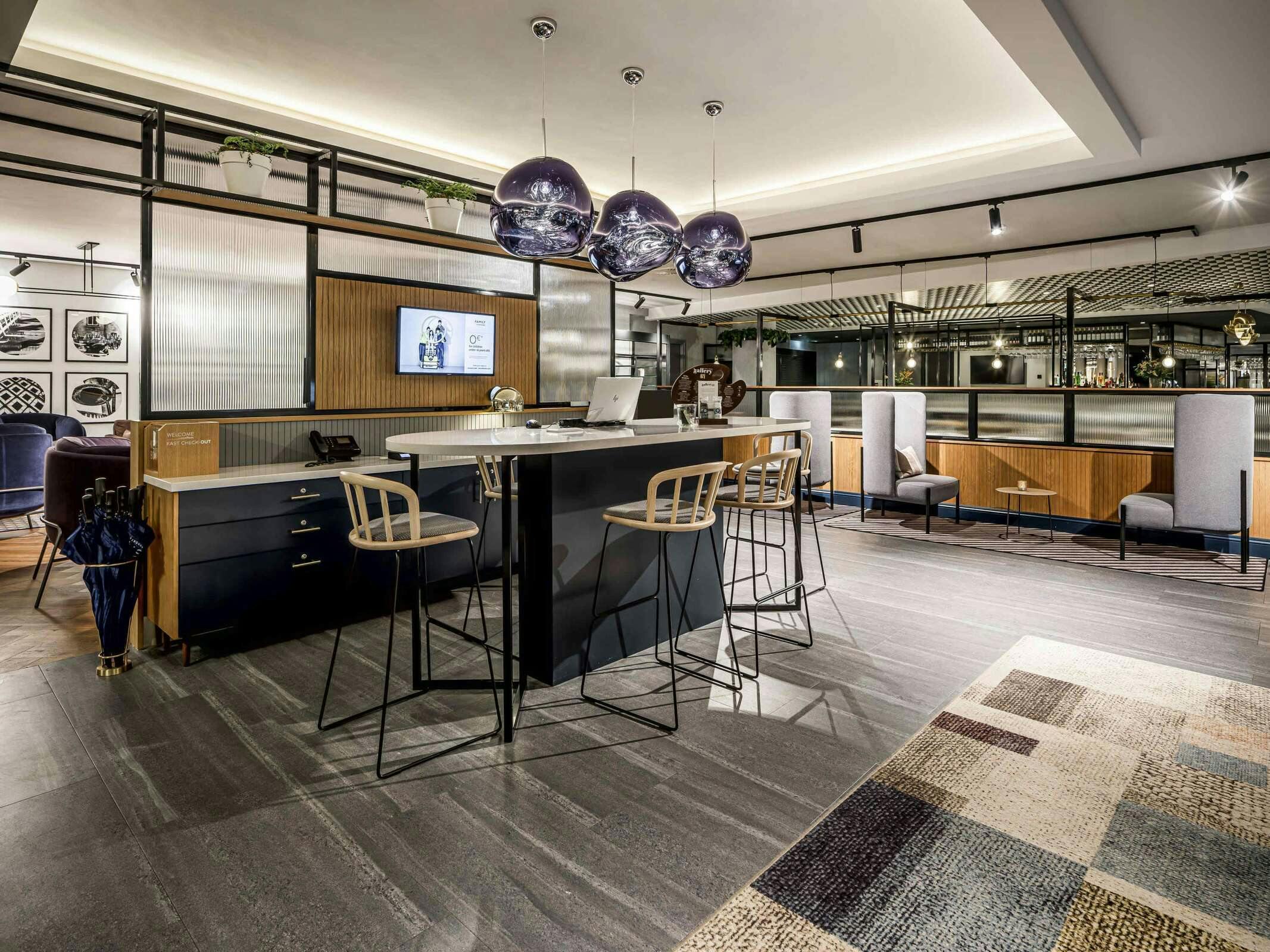 Hotel Novotel Den Haag City Centre photo 1