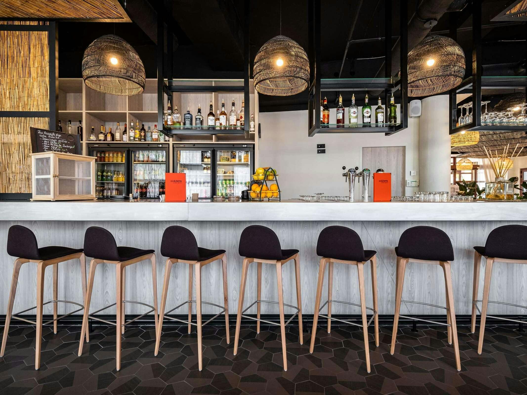 Hotel Hôtel Mercure Cannes Mandelieu photo 2