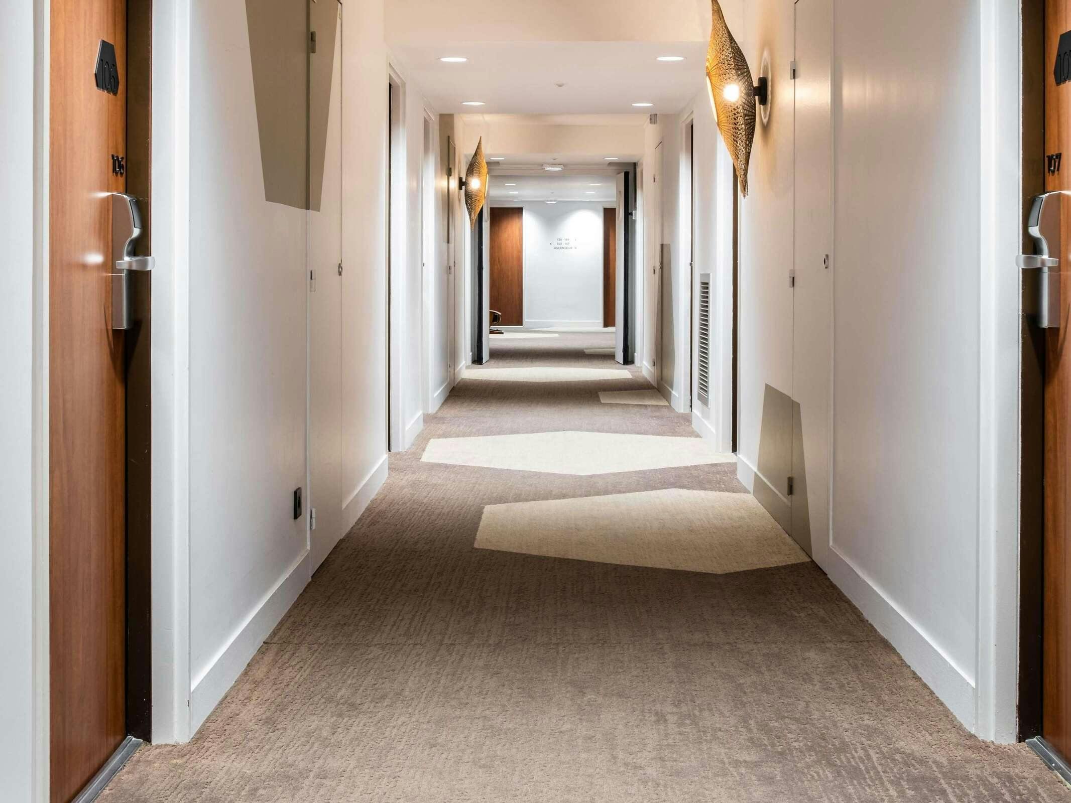 Hotel Hôtel Mercure Cannes Mandelieu photo 4