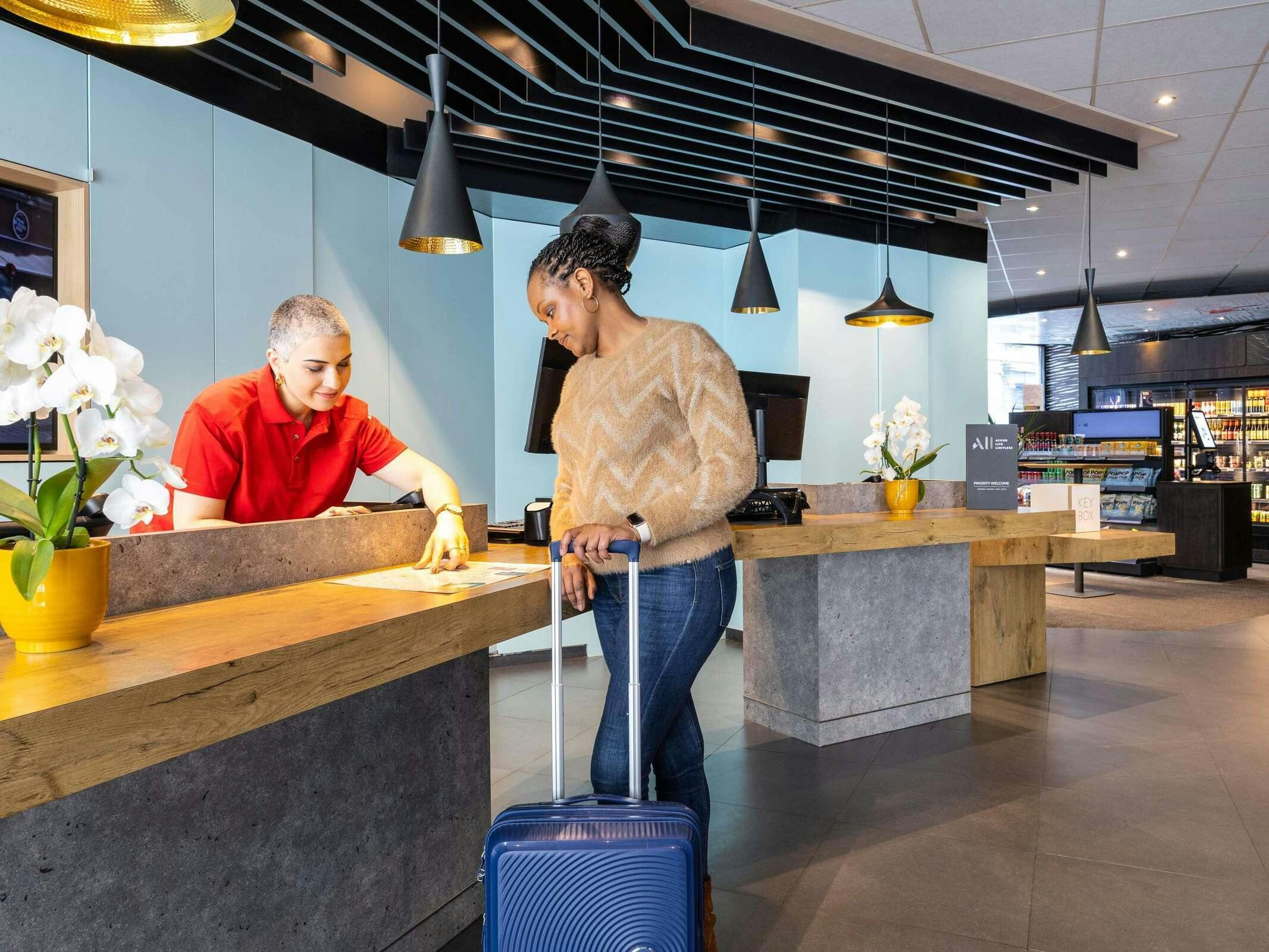 Hotel Ibis Brussels City Centre photo 1