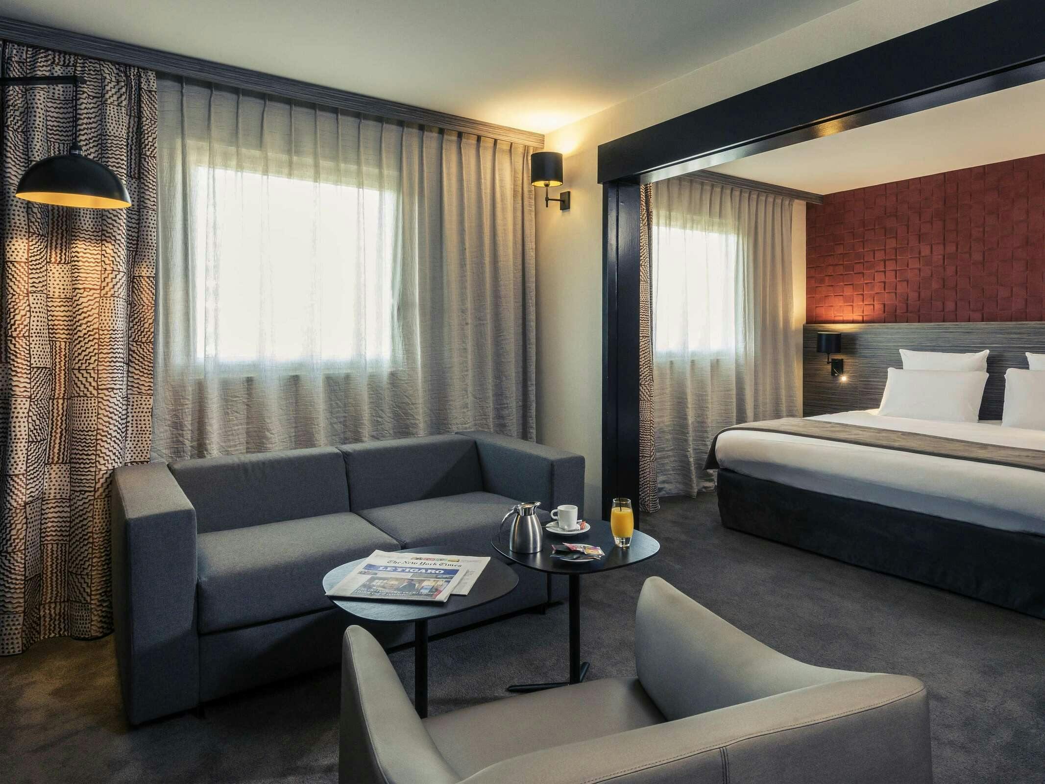 Hotel Mercure Paris Porte de Pantin photo 3