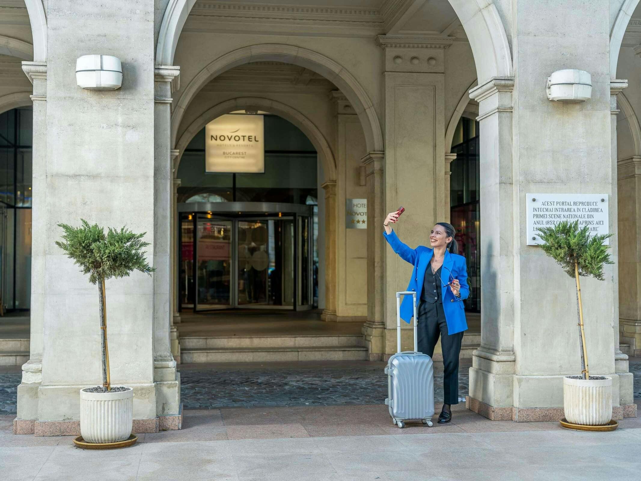 Hotel Novotel Bucharest City Centre photo 2