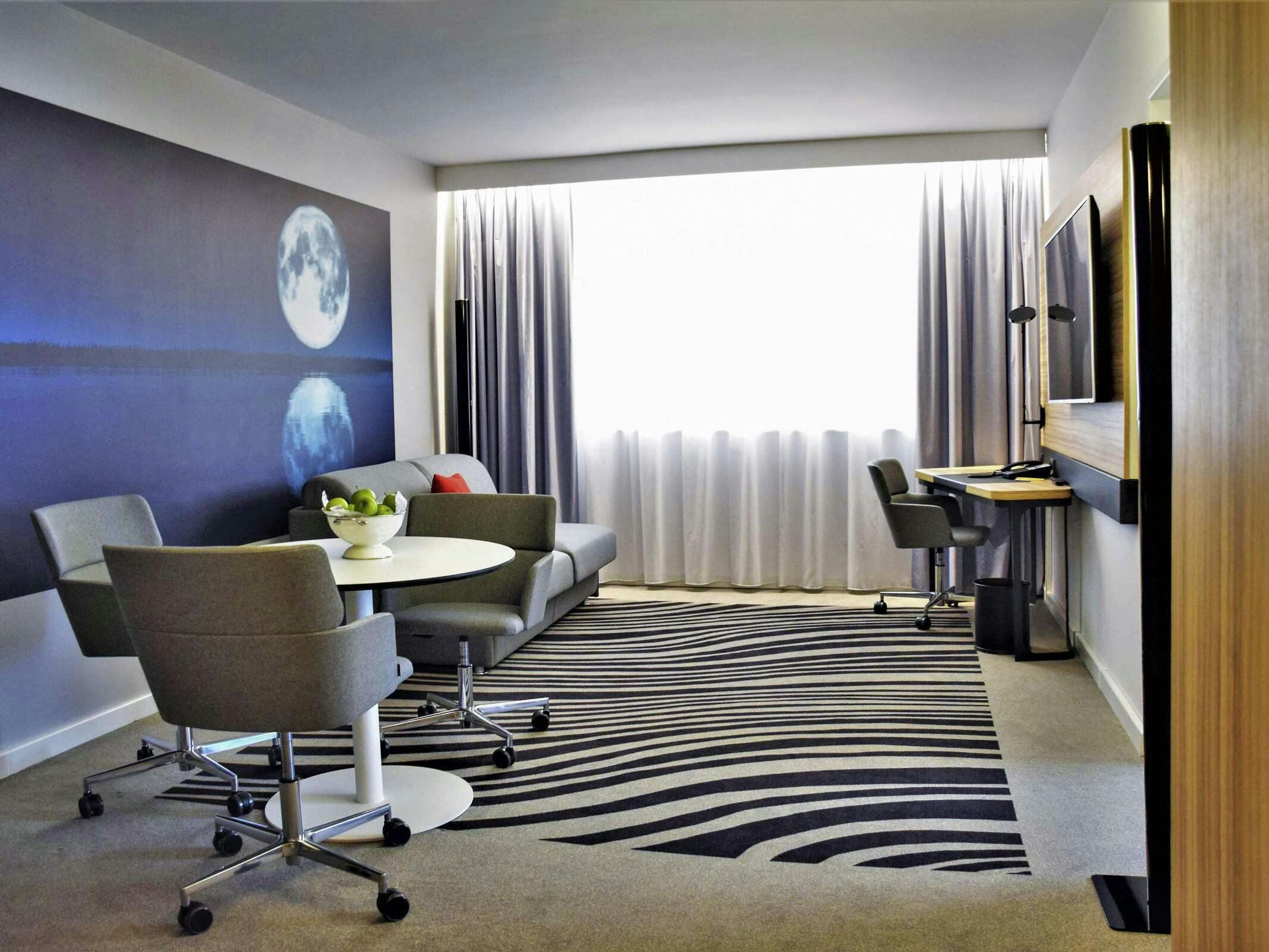 Hotel Novotel Bucharest City Centre photo 5