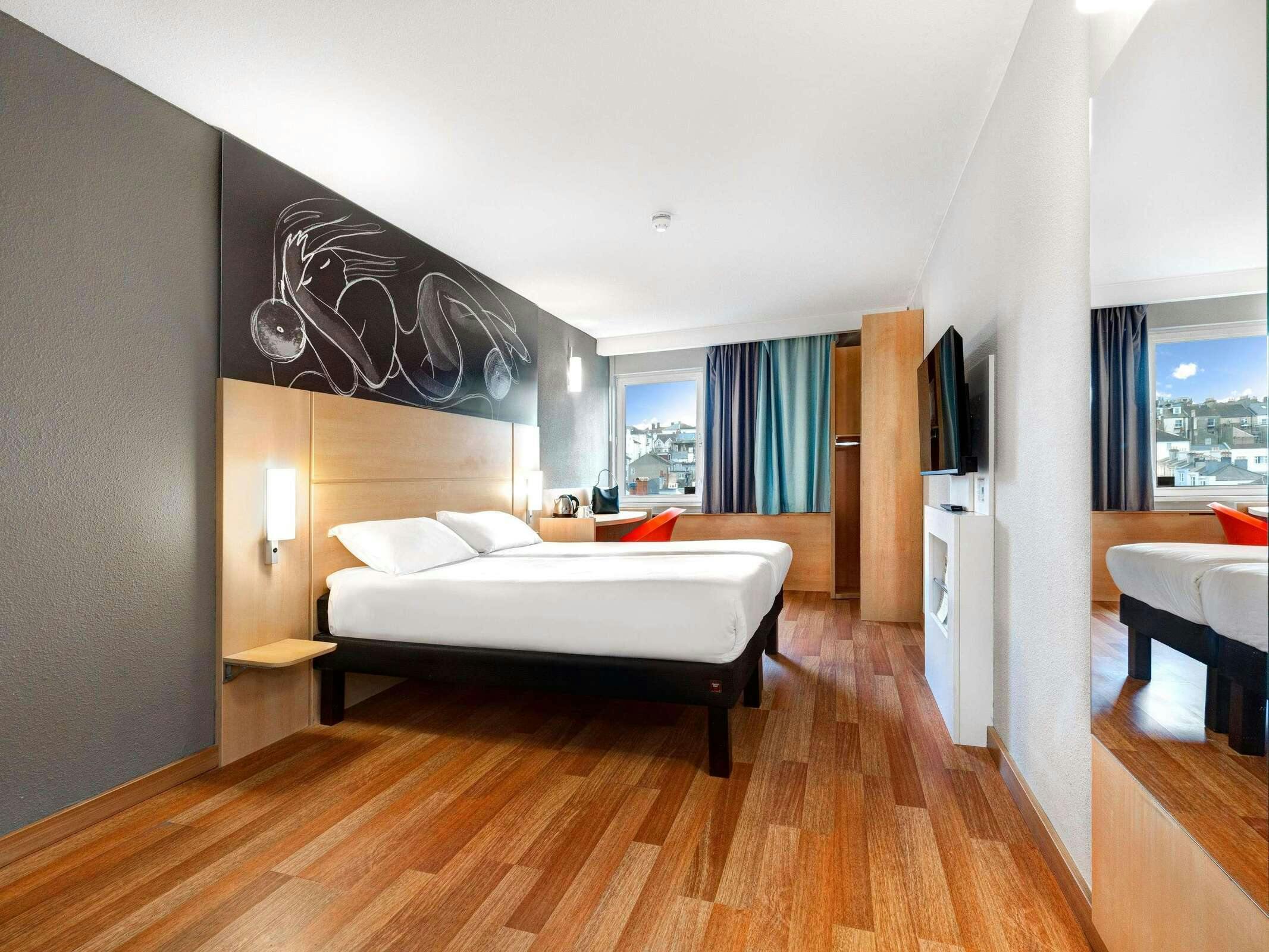 Hotel Ibis Brighton City Centre Station photo 5