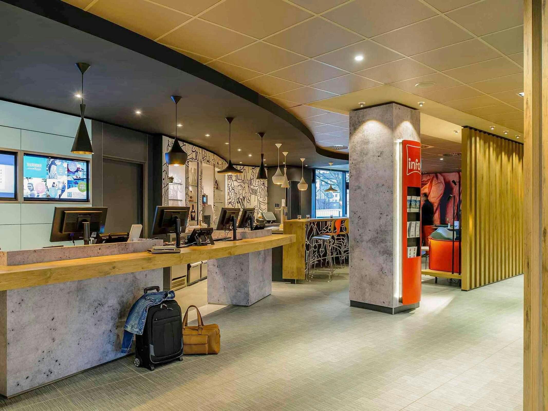 Hotel Ibis Hamburg City photo 2