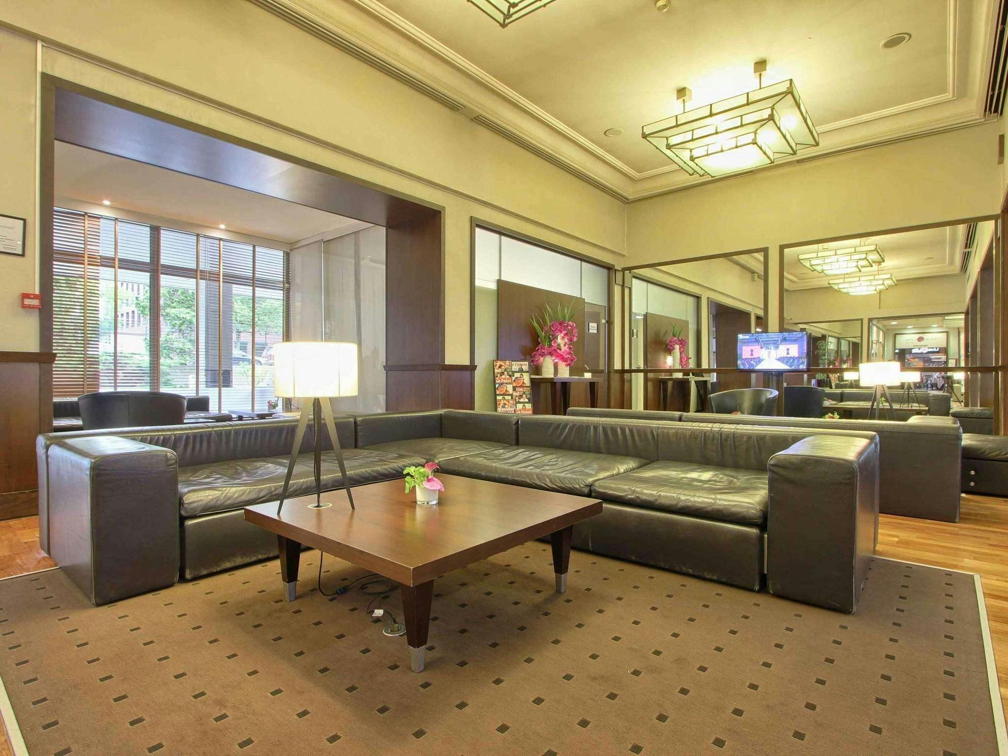 Hotel Hôtel Mercure Paris Velizy photo 1