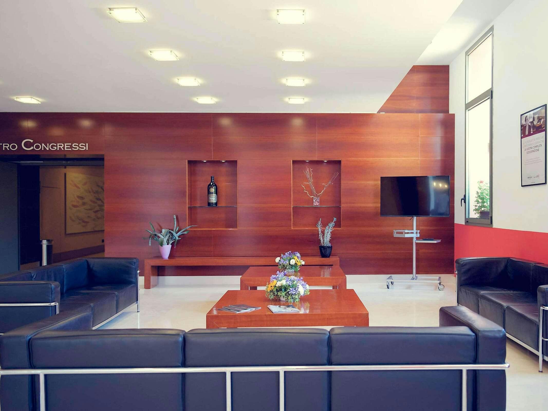 Hotel Mercure Genova San Biagio photo 1