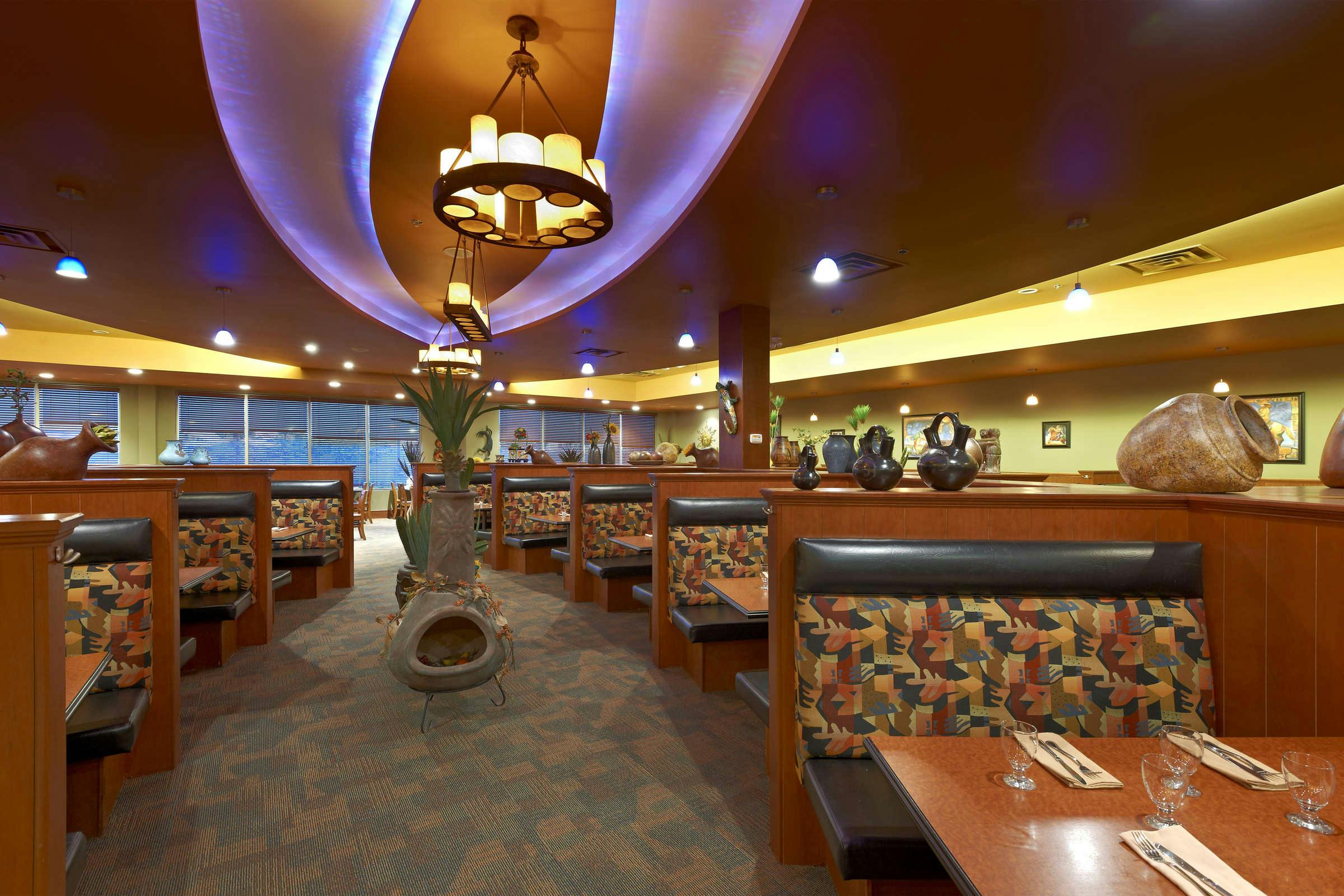 Hotel Deerfoot Inn and Casino photo 5