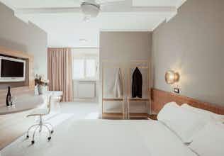 Hotel HOTEL MARISA photo 3