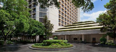 Houston Grand Hotel - River Oaks