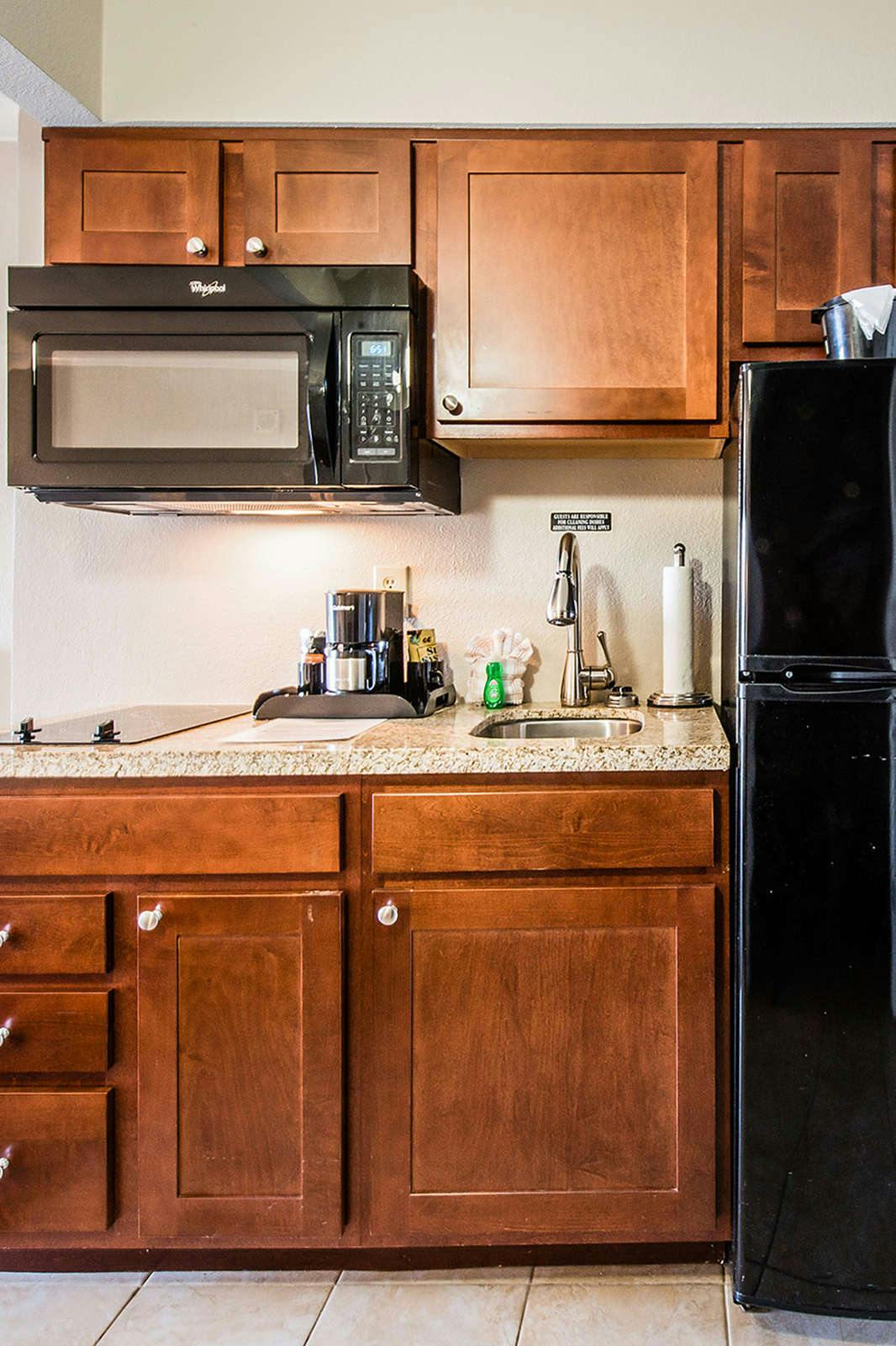 Hotel Aqua Beach Inn photo 5