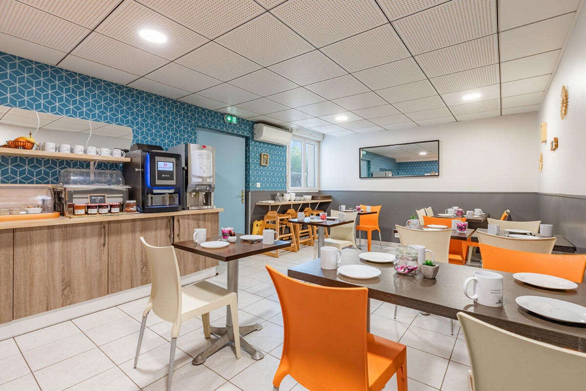 Hotel Appart'City Classic Marseille Aéroport - Vitrolles photo 4