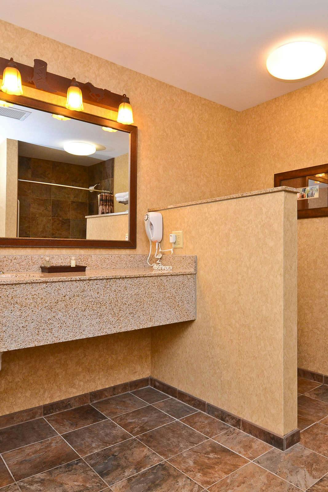 Hotel Best Western Plus Kelly Inn & Suites Fargo photo 3