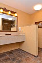Hotel Best Western Plus Kelly Inn & Suites Fargo photo 3