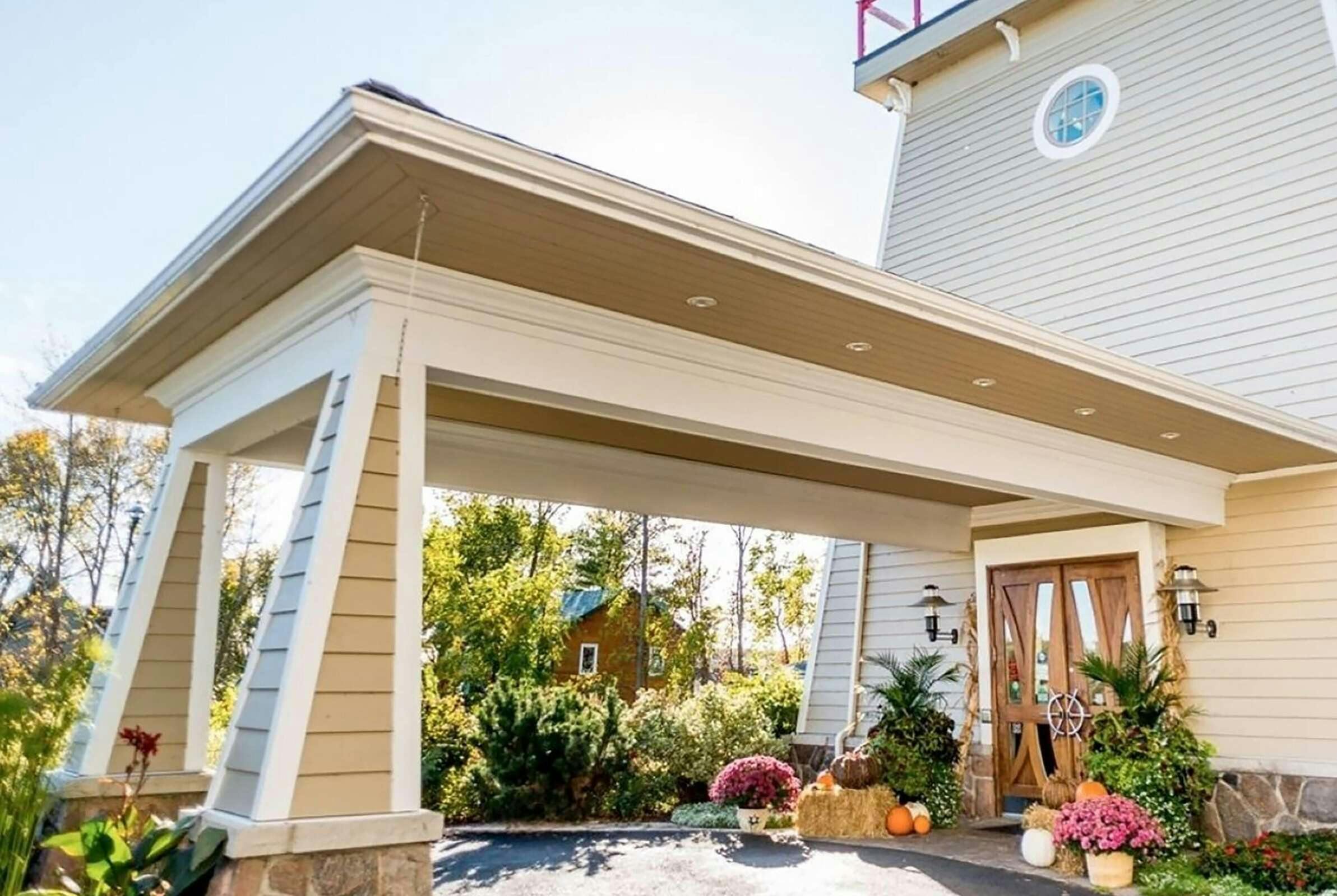 Hotel Rawley Resort Trademark photo 5