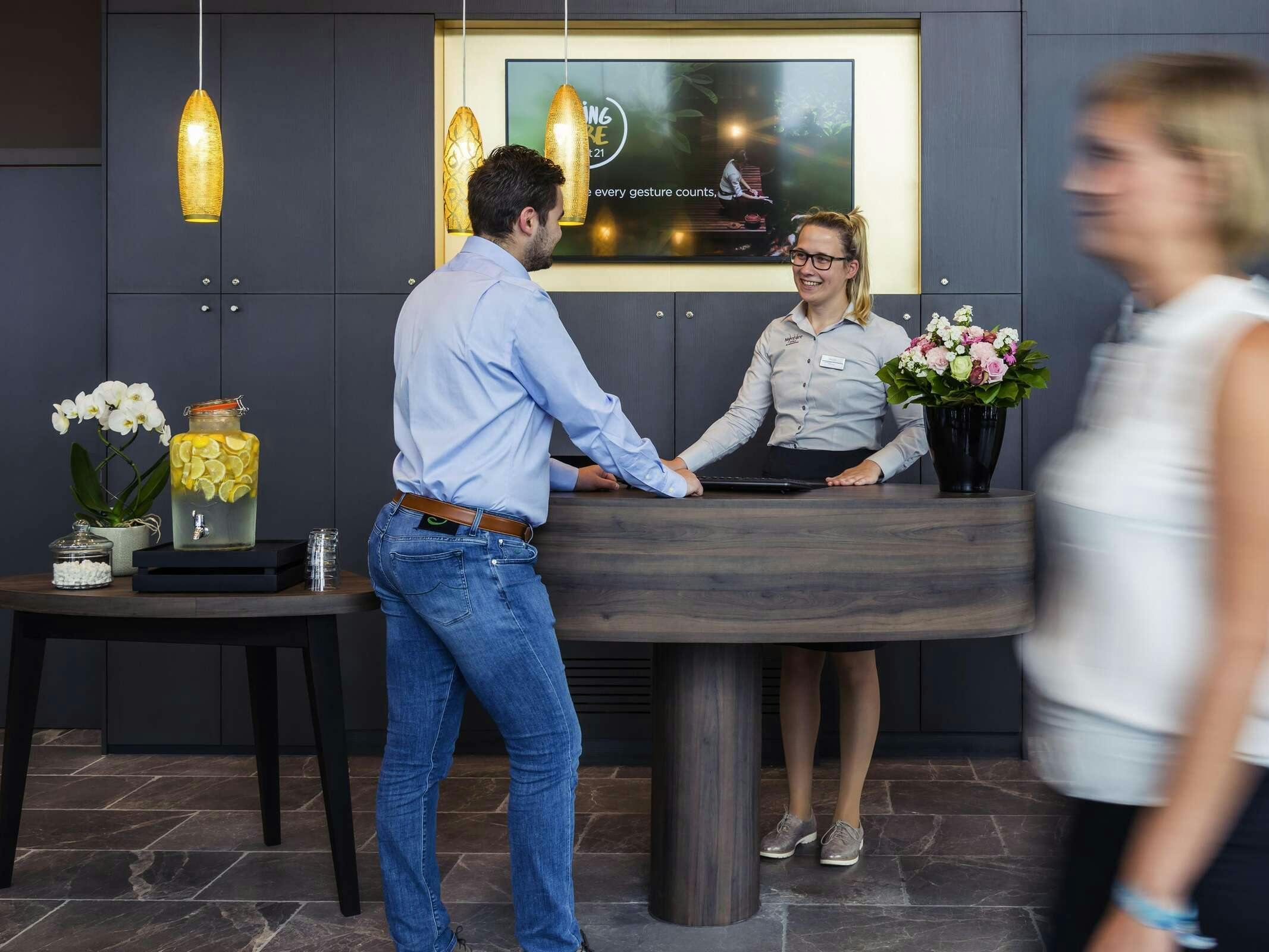 Hotel Hotel Mercure Blankenberge Station photo 2