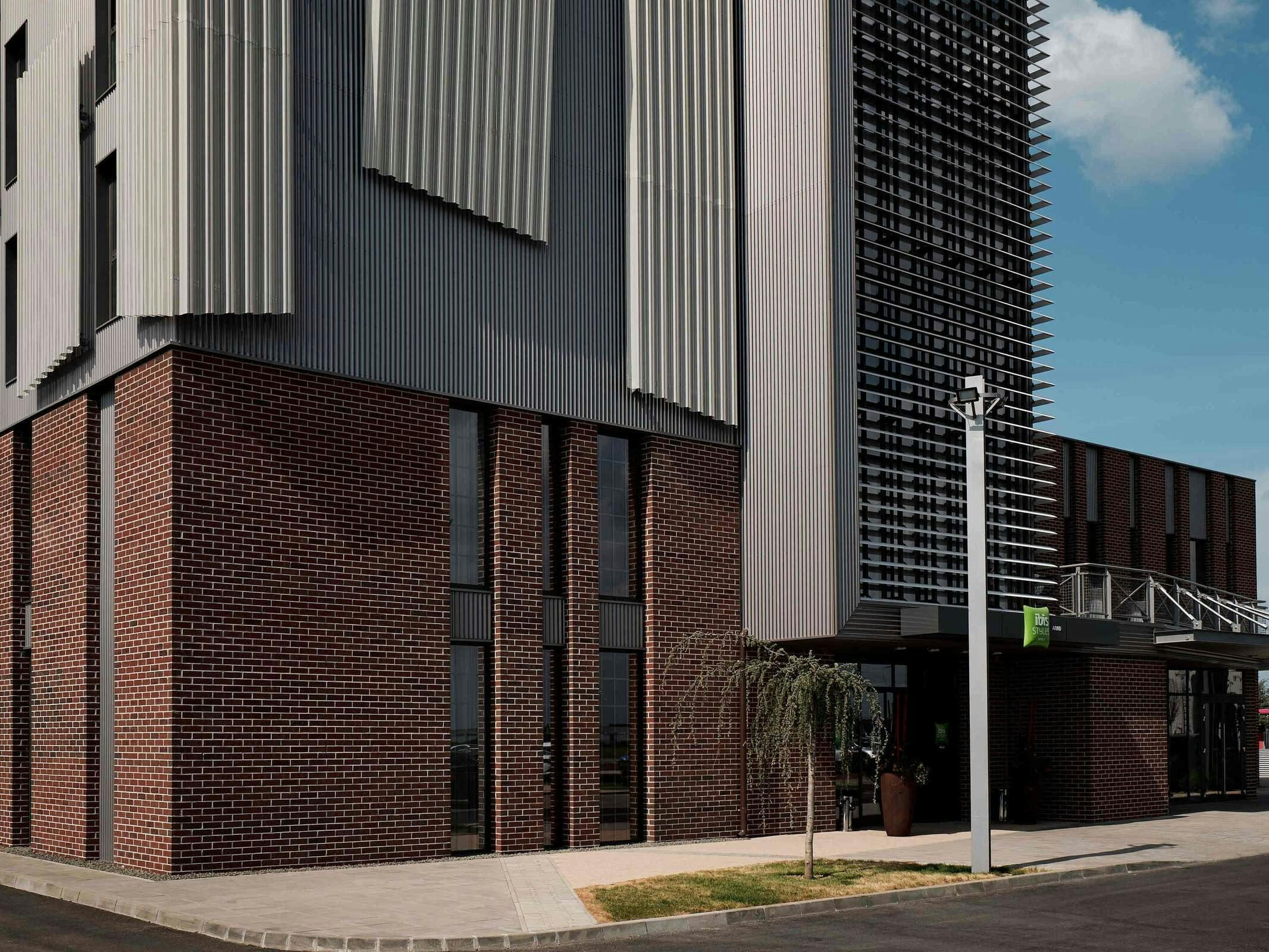 Hotel Ibis Styles Arad photo 1