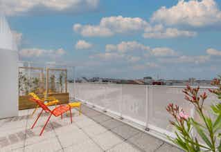 Hotel B&B HOME Paris Mairie de Saint-Ouen photo 2