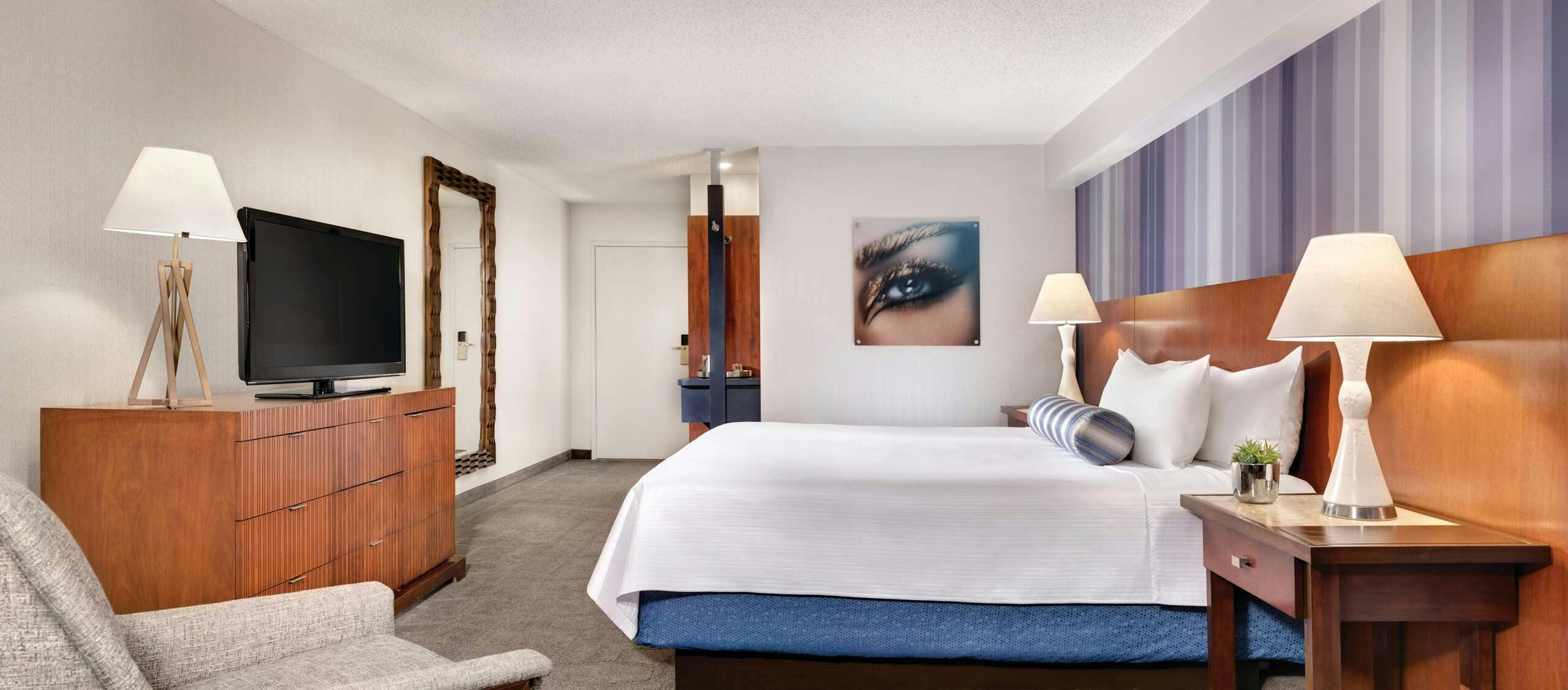 Hotel Luxor Hotel and Casino photo 4