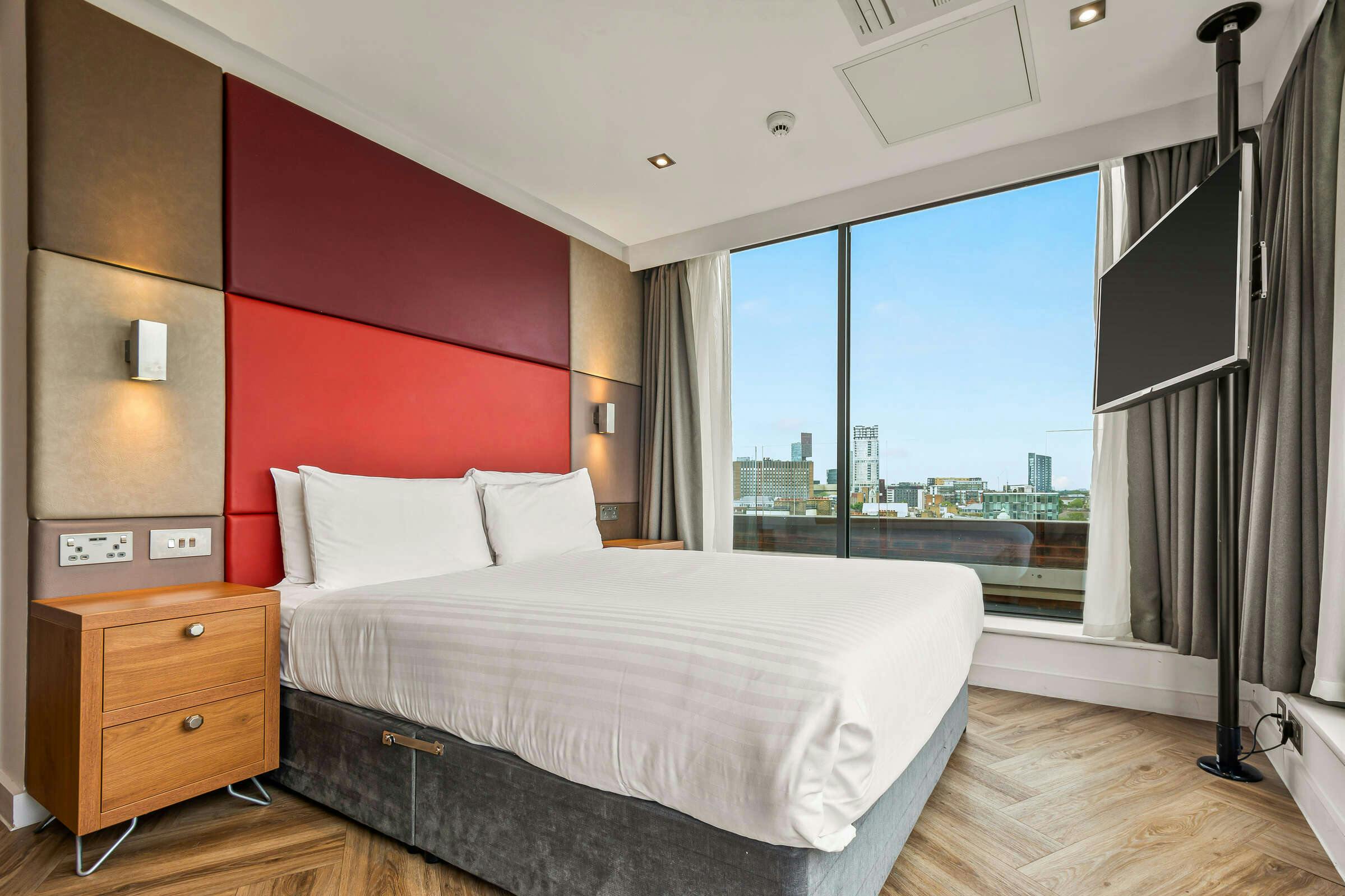 Roomzzz Aparthotel London Stratford