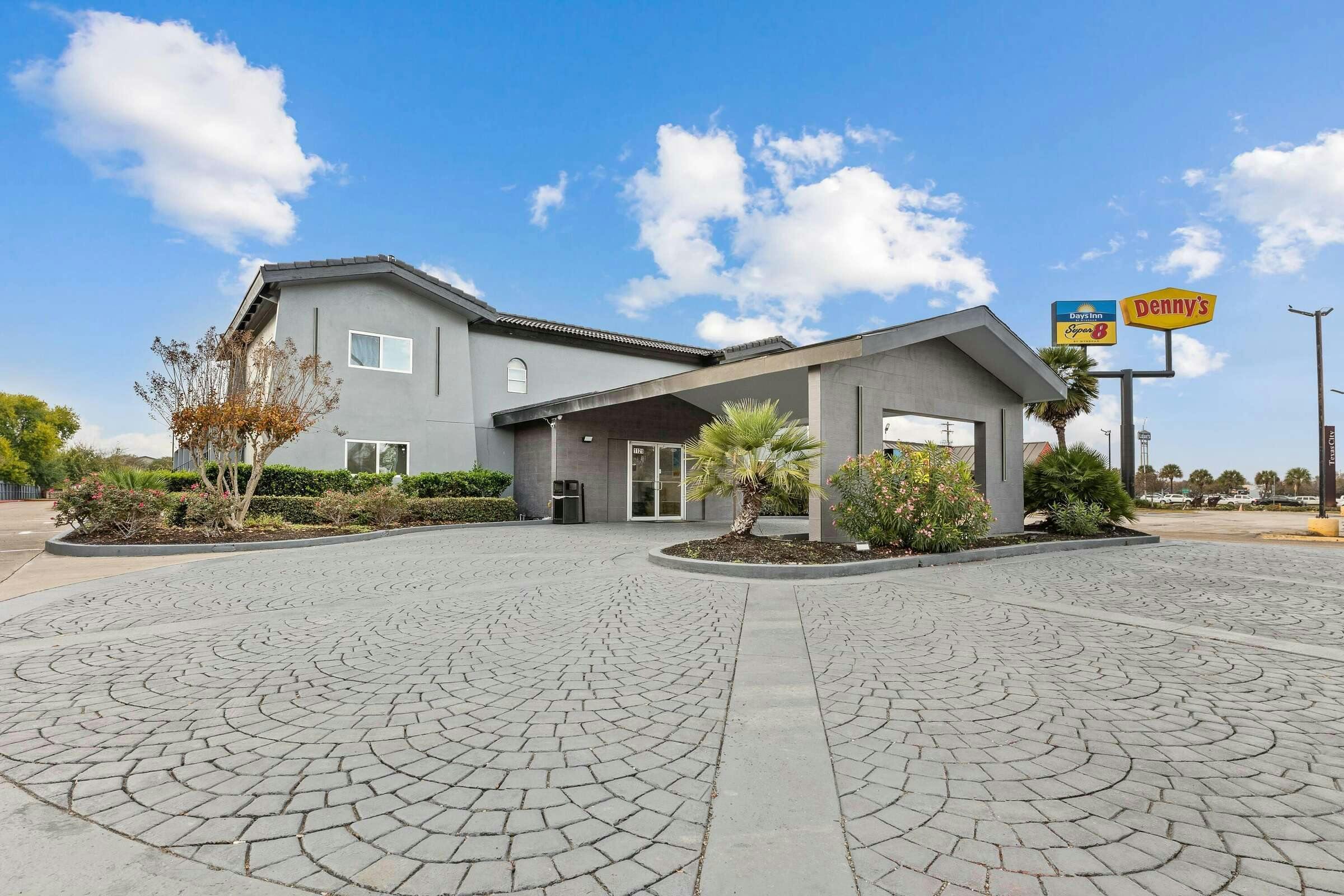 Hotel Days Inn Stes Texas City photo 1