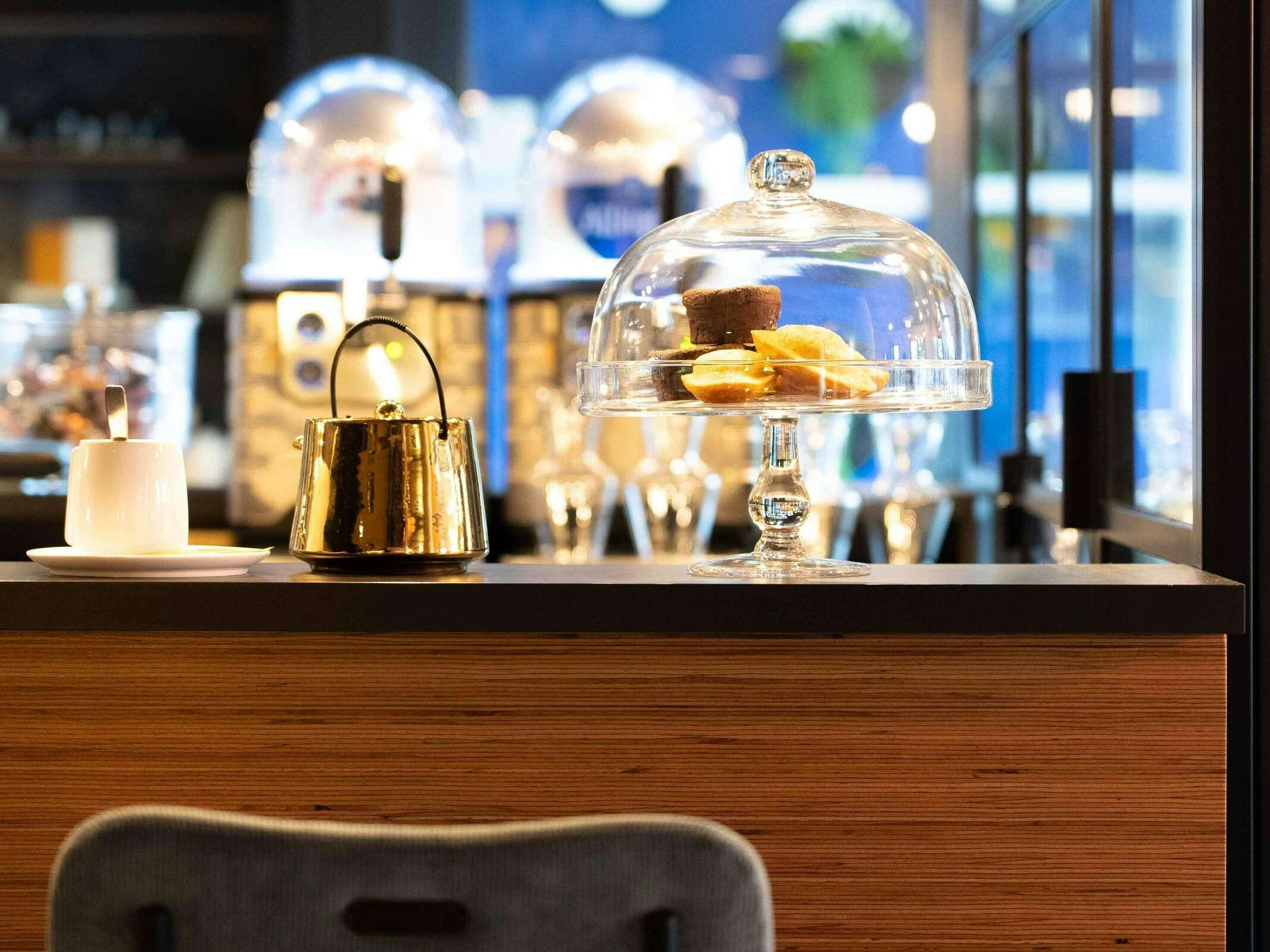 Hotel Ibis Styles Dreux Centre Gare photo 2