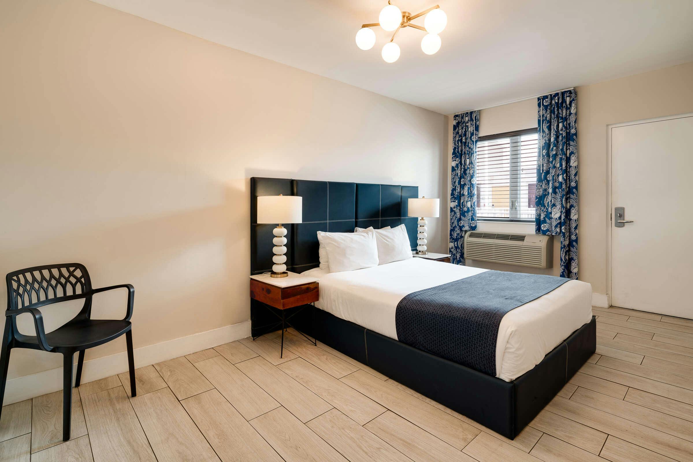 Hotel Waterside Hotel + Suites photo 5