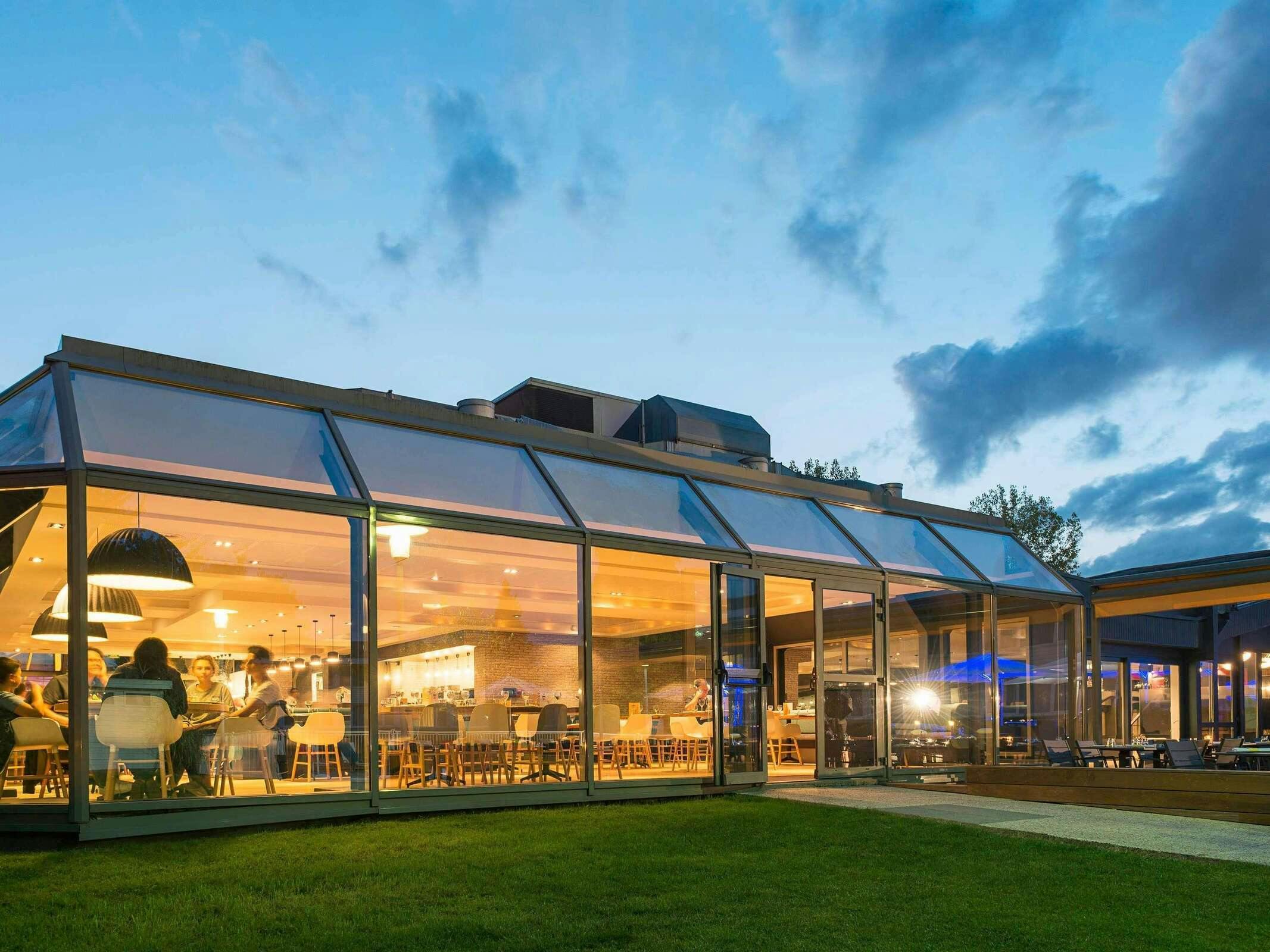 Hotel Novotel Lille Aeroport photo 3