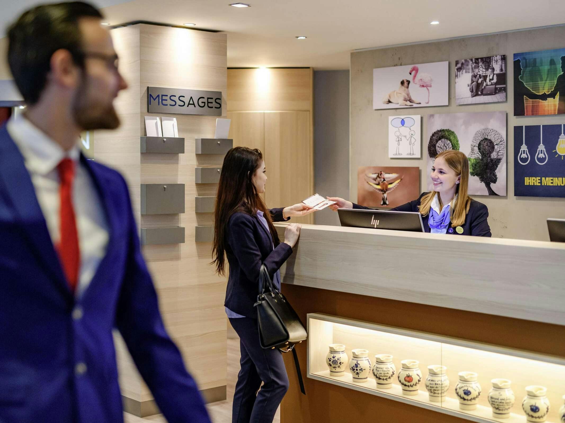 Hotel Novotel Frankfurt City photo 2