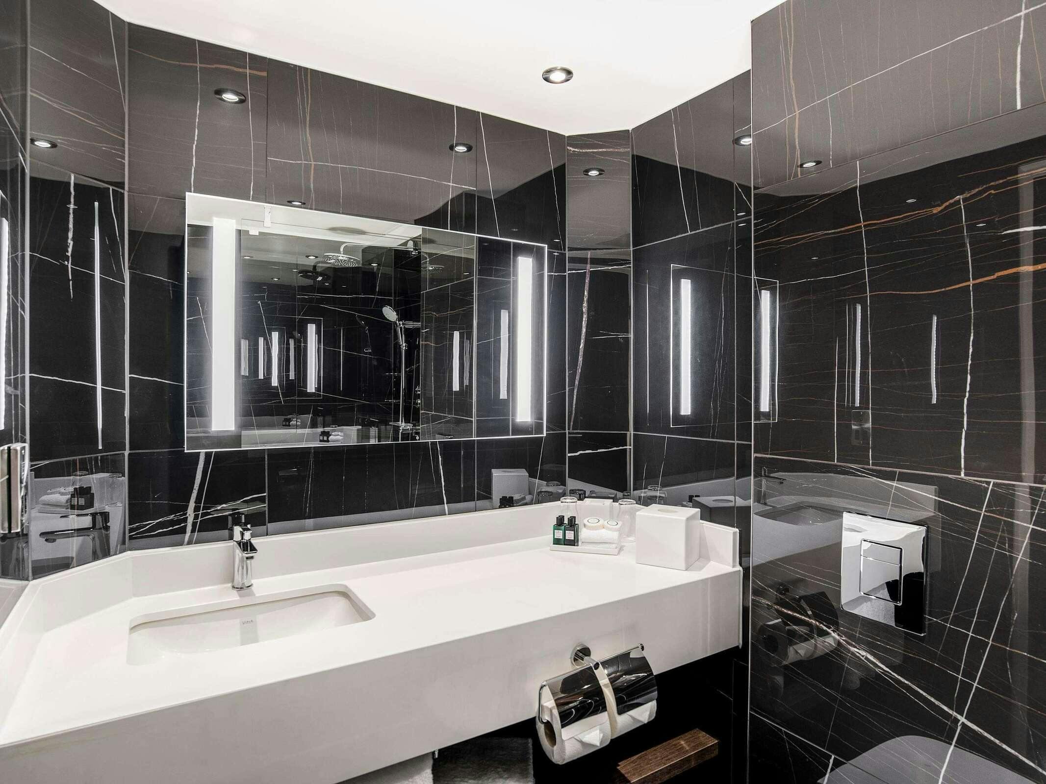 Hotel Sofitel London Gatwick photo 4