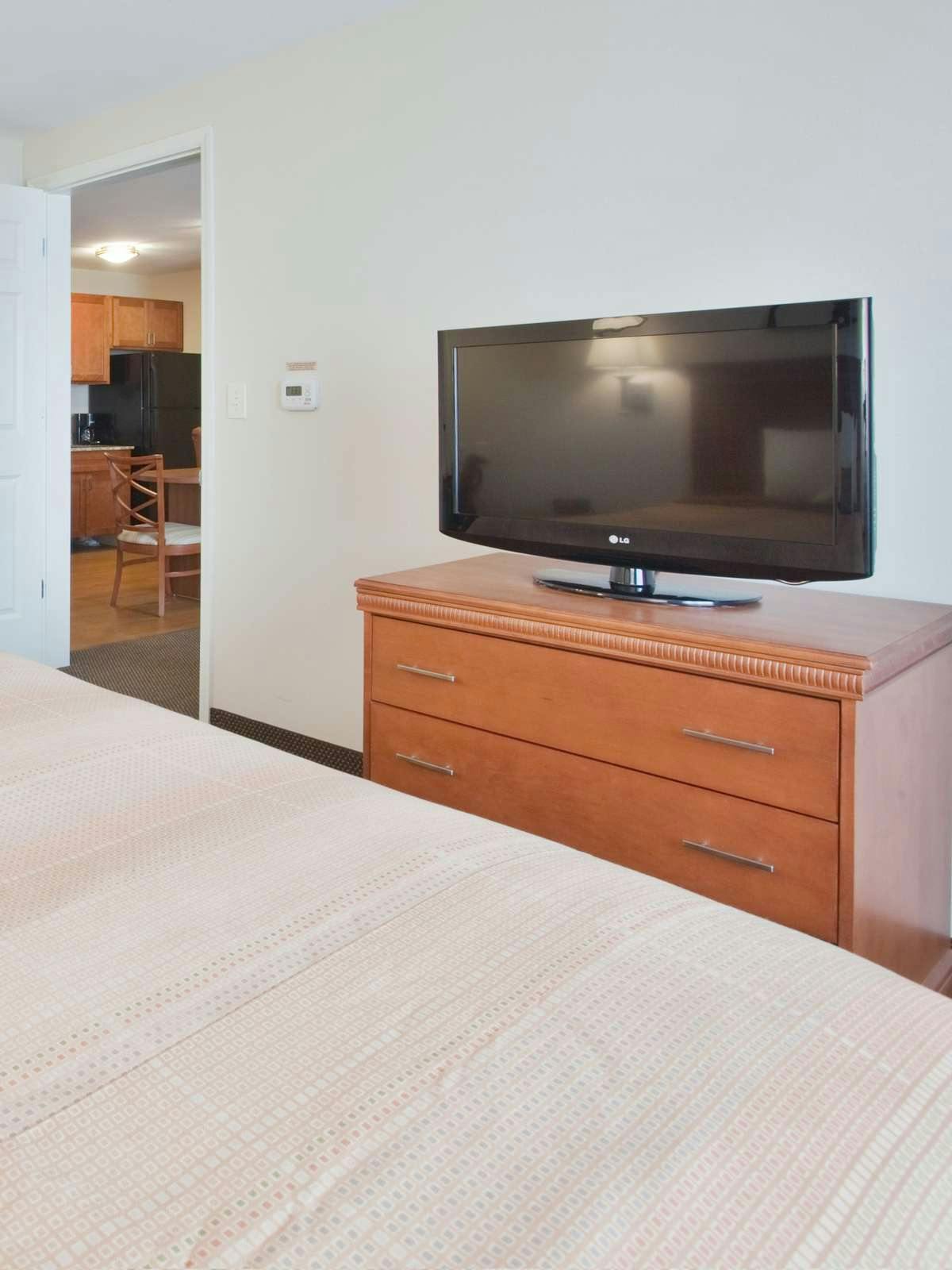 Hotel Candlewood Suites Fayetteville Fort Bragg photo 2