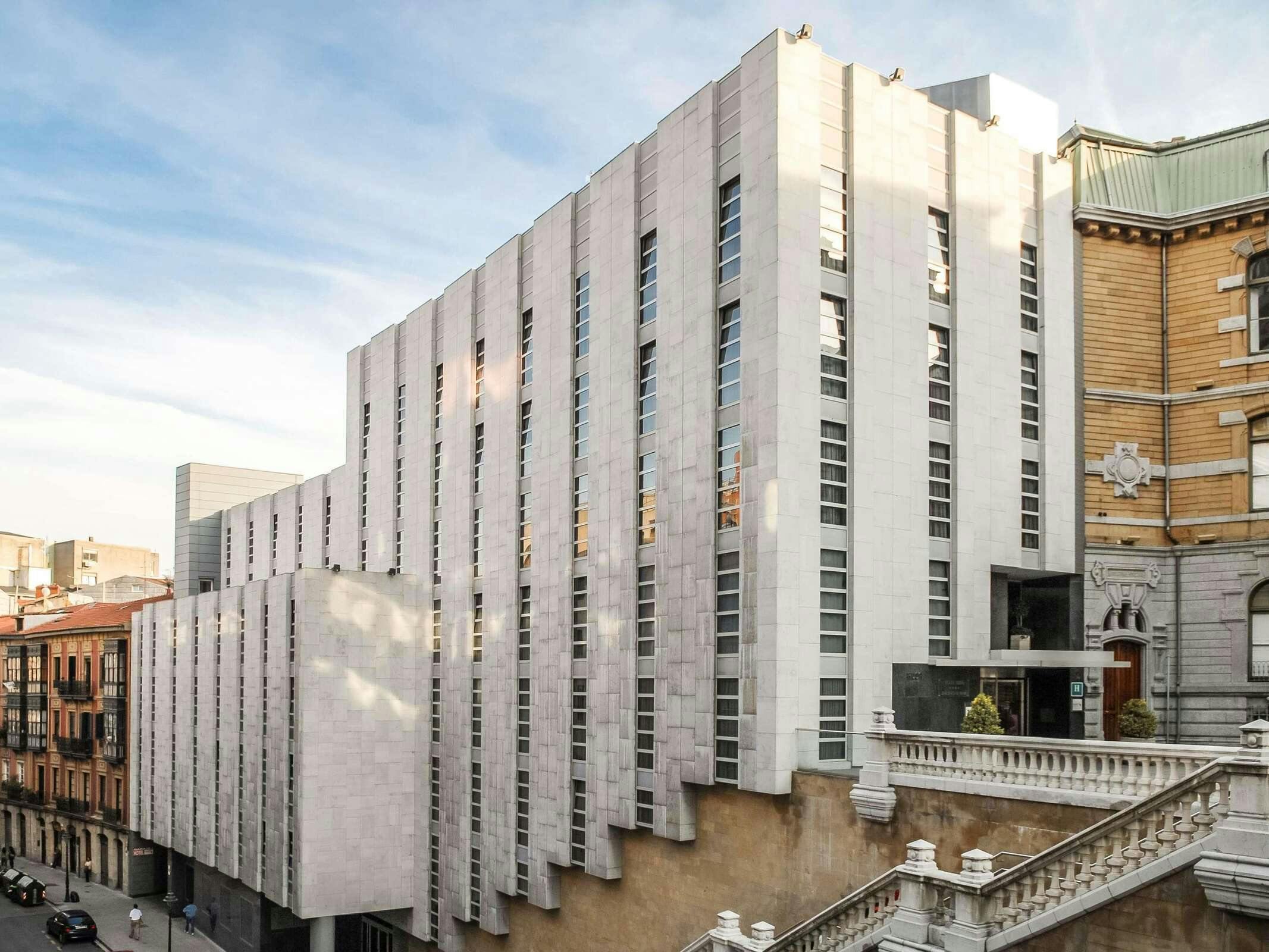 Hotel Mercure Bilbao Jardines De Albia photo 2