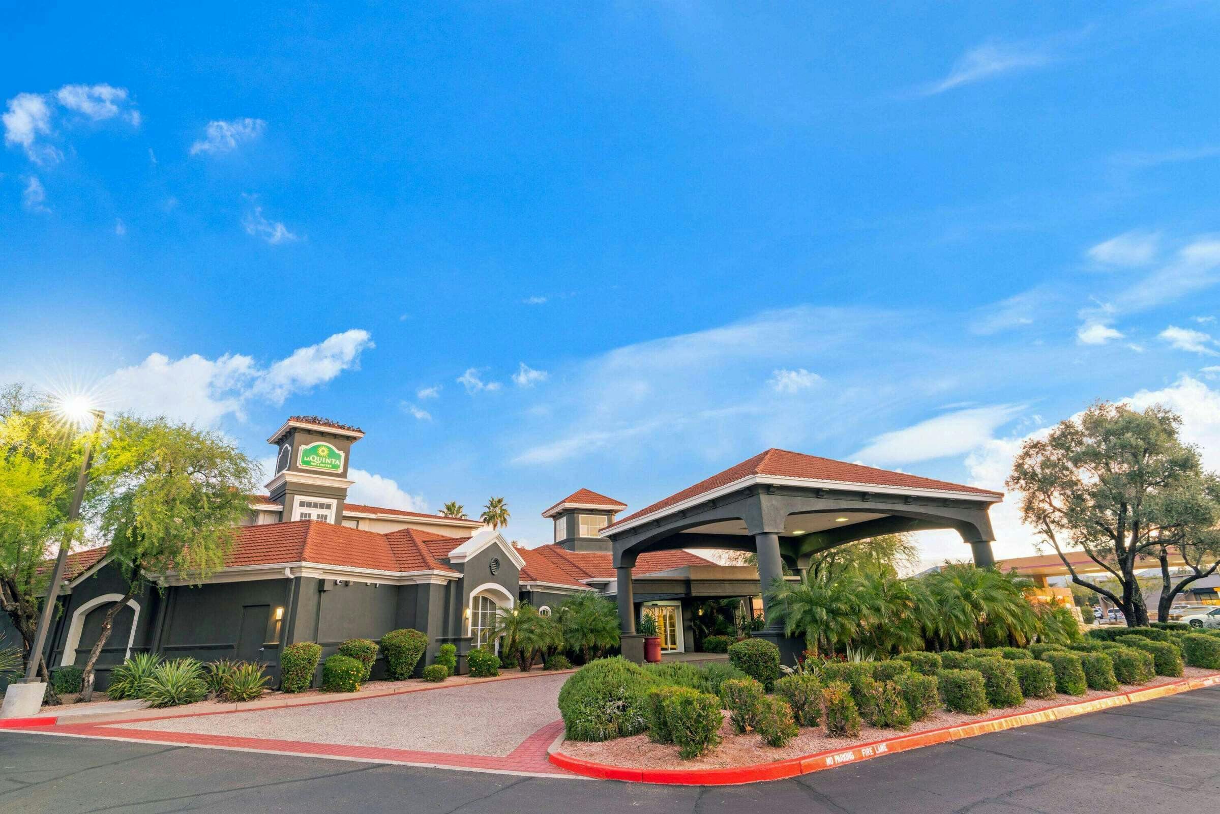 La Quinta Inn & Suites by Wyndham Phoenix Scottsdale