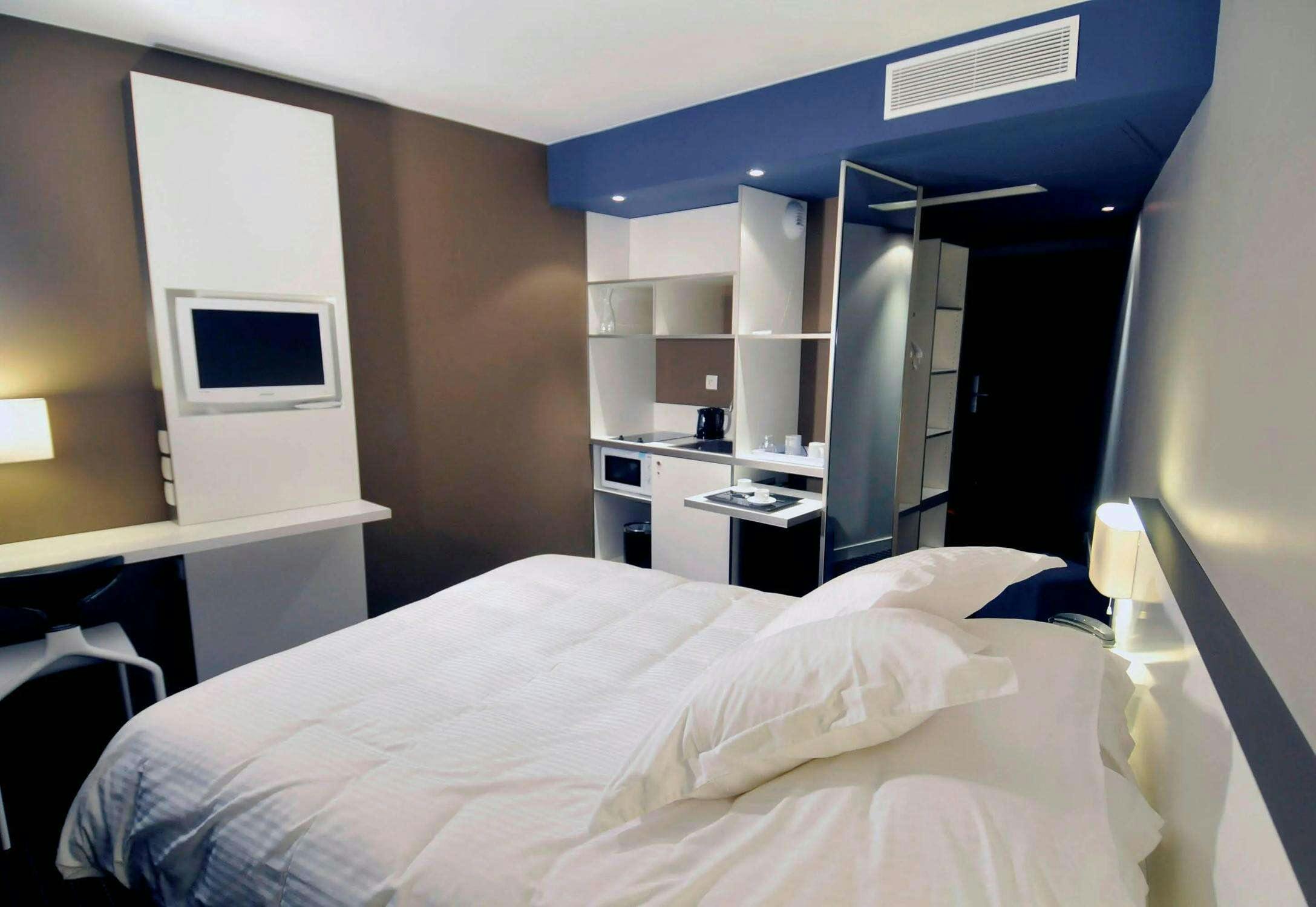 Hotel B&B HOME Lyon Centre Berthelot photo 3