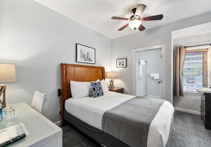 Hotel College Inn Hotel photo 5