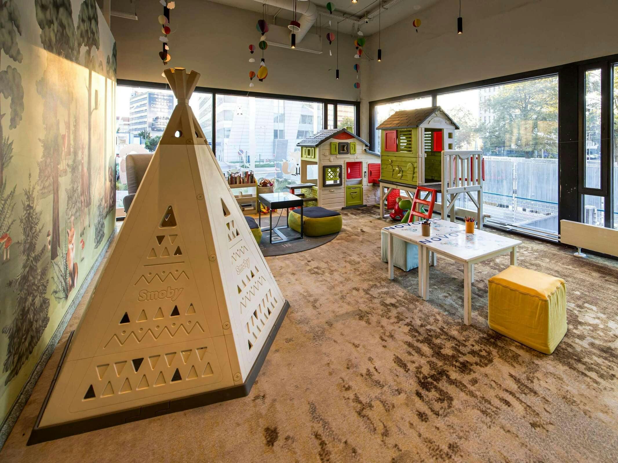 Hotel Novotel Wroclaw Centrum photo 3