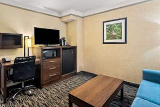Hotel Best Western Plus Pitt Meadows Inn & Suites photo 3