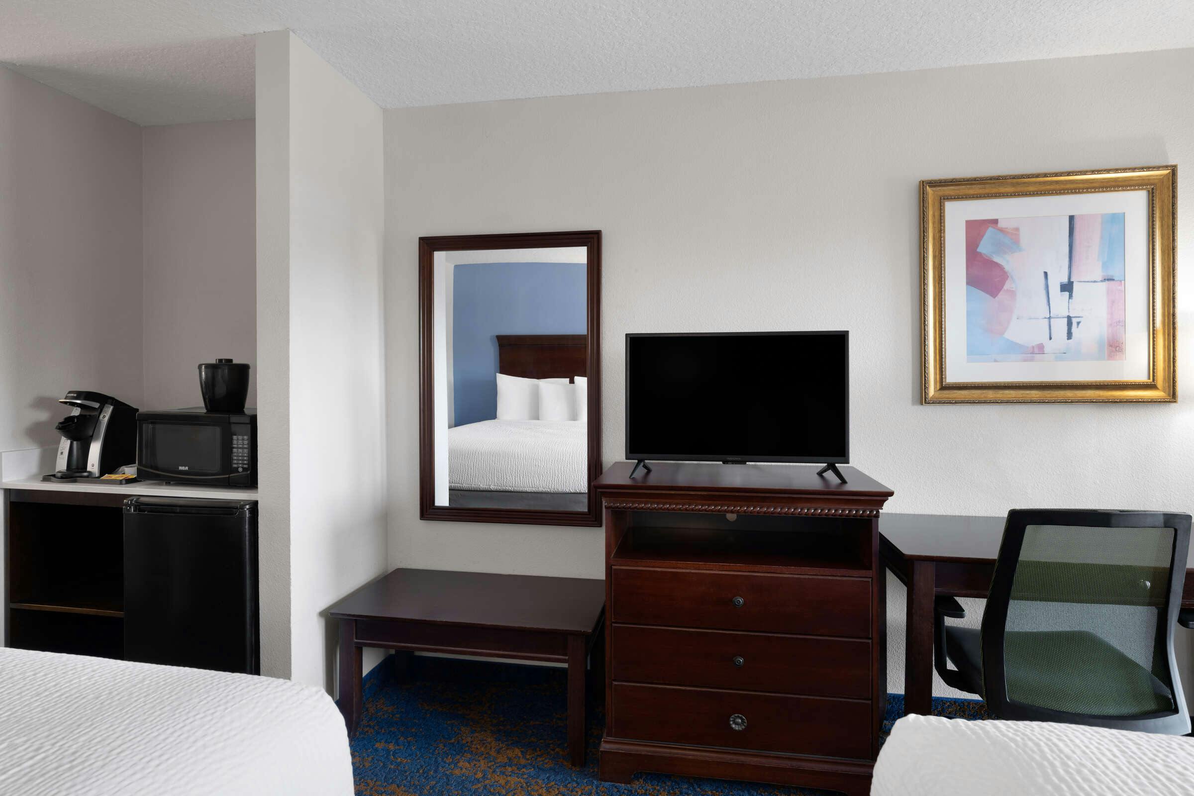 Hotel Hotel South Tampa & Suites photo 3